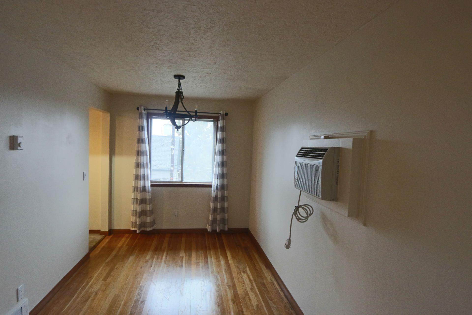 1604 W 8th Ave - Photo 8