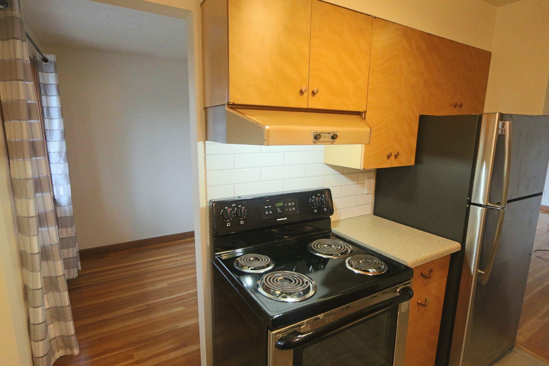 1604 W 8th Ave - Photo 6