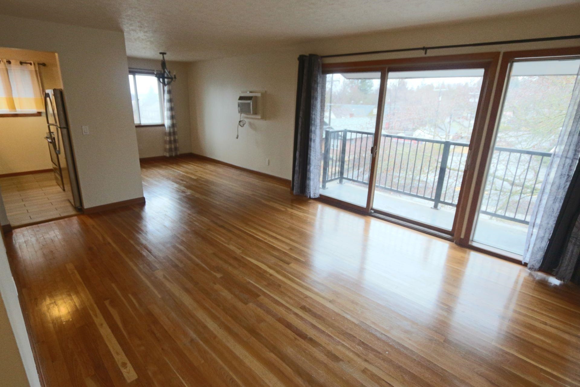 1604 W 8th Ave - Photo 3
