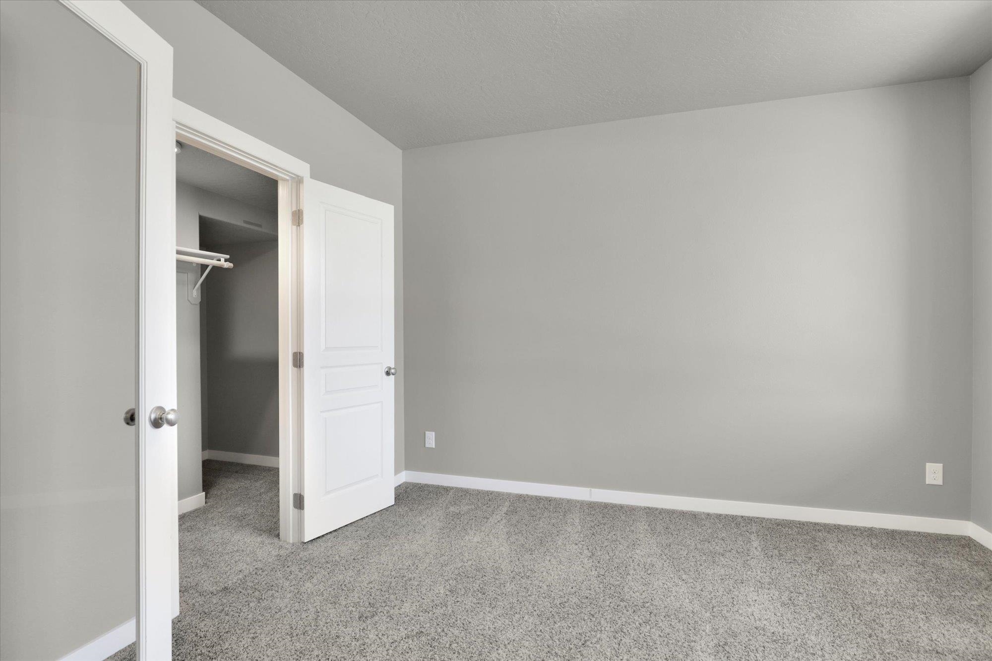 1119 S Soda Rd - Photo 3