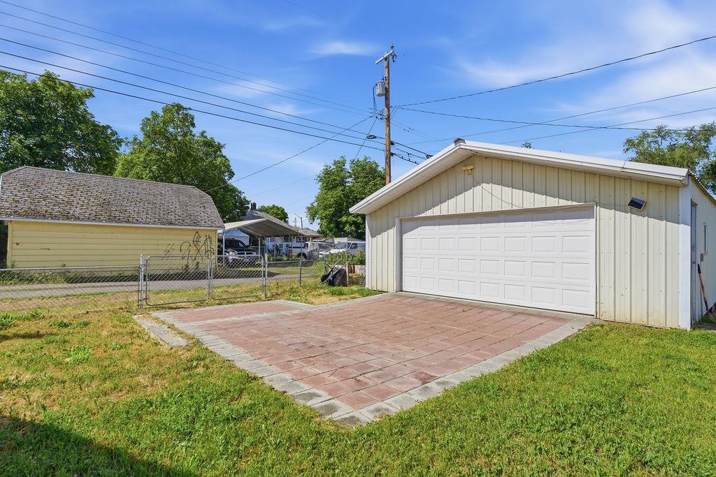 2310 E Providence Ave Ave - Photo 31