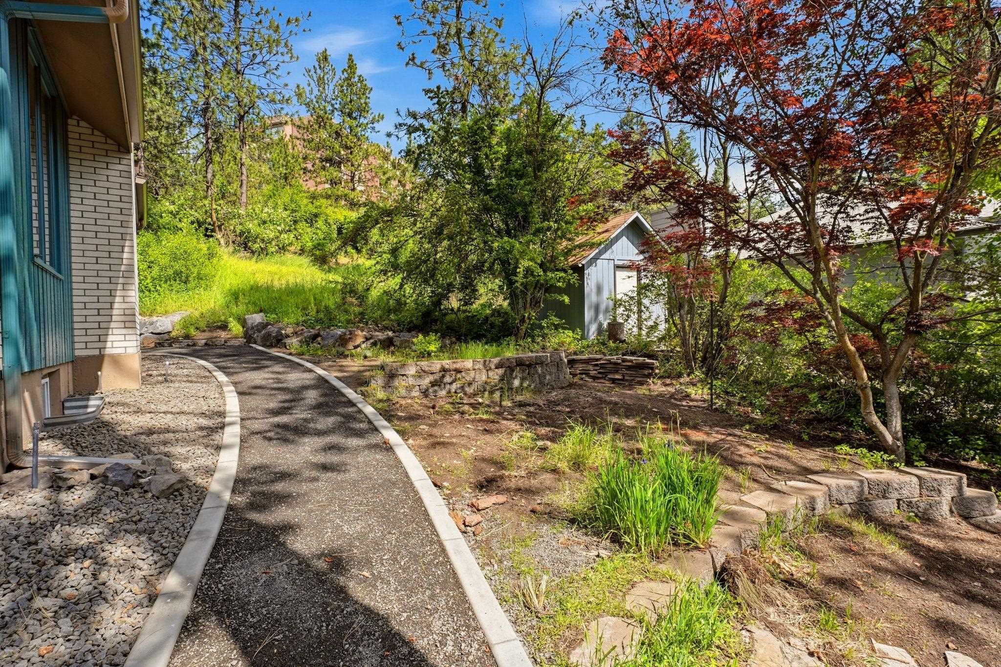 3760 W Rosamond Ave - Photo 36