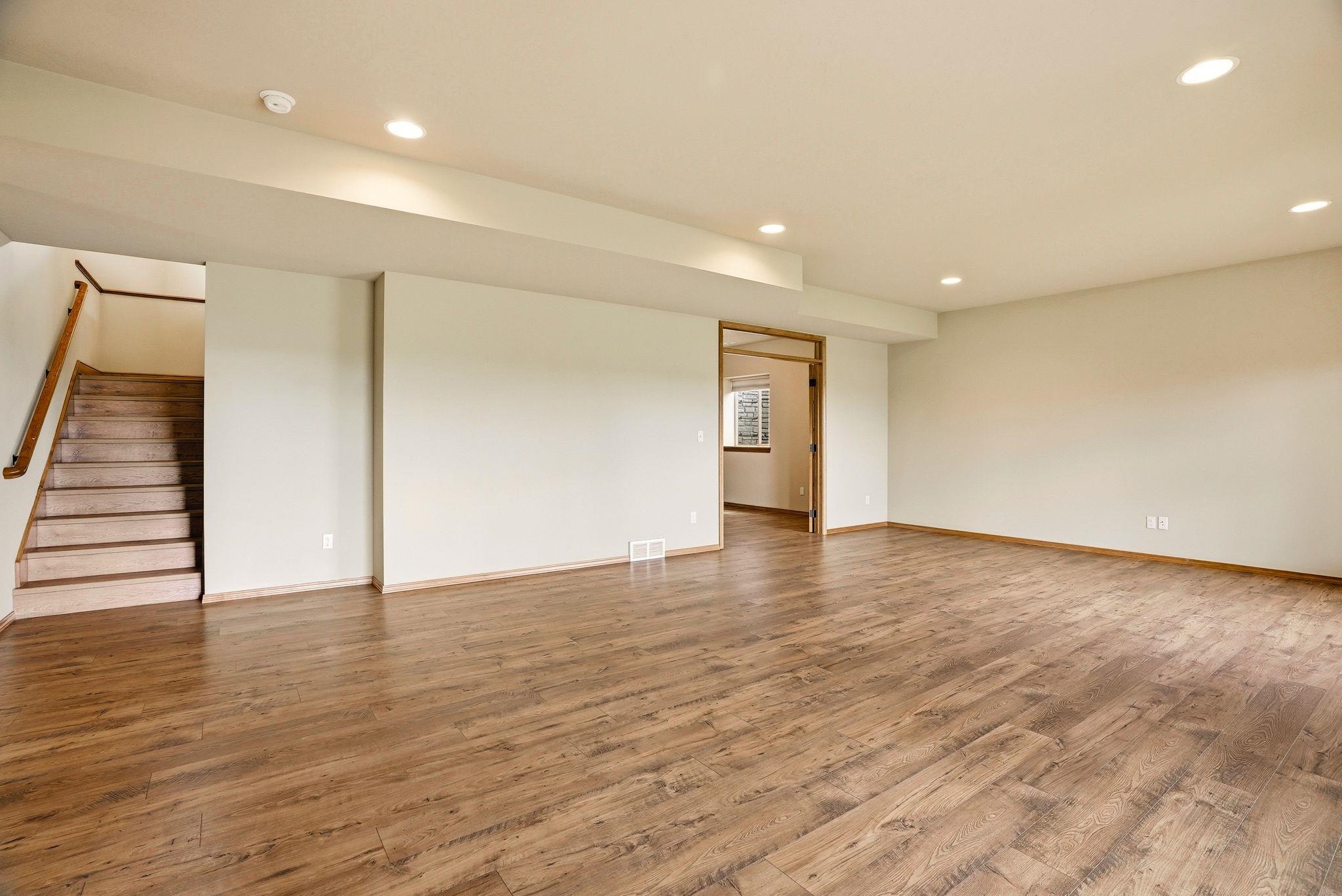 908 W Stirlingview Dr - Photo 30
