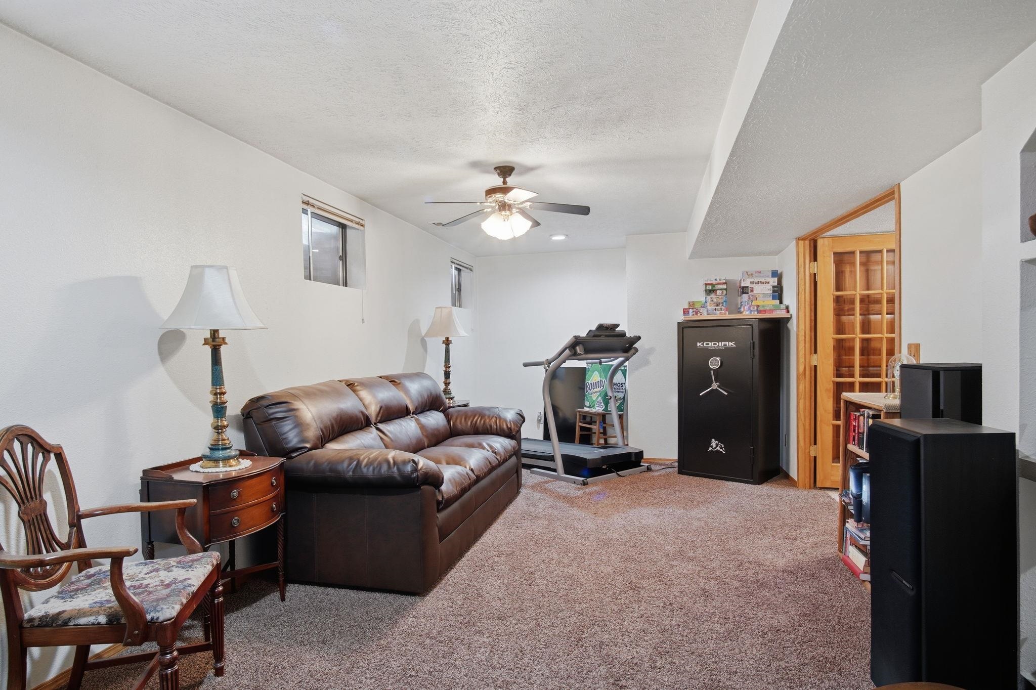 2126 S Sonora St - Photo 23