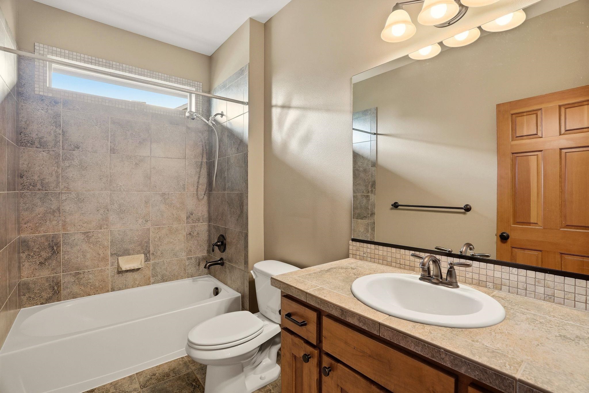 908 W Stirlingview Dr - Photo 35