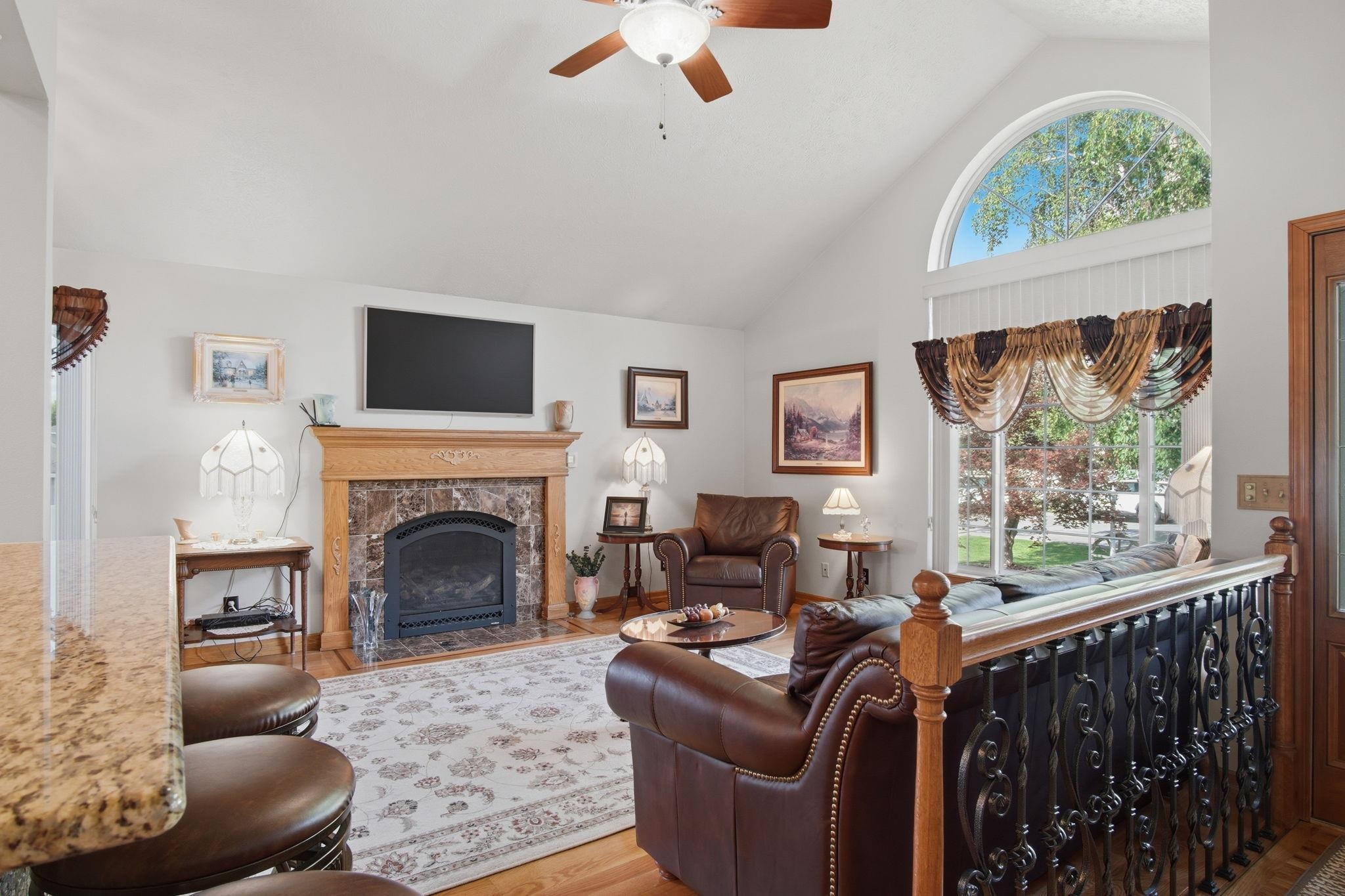 2126 S Sonora St - Photo 8