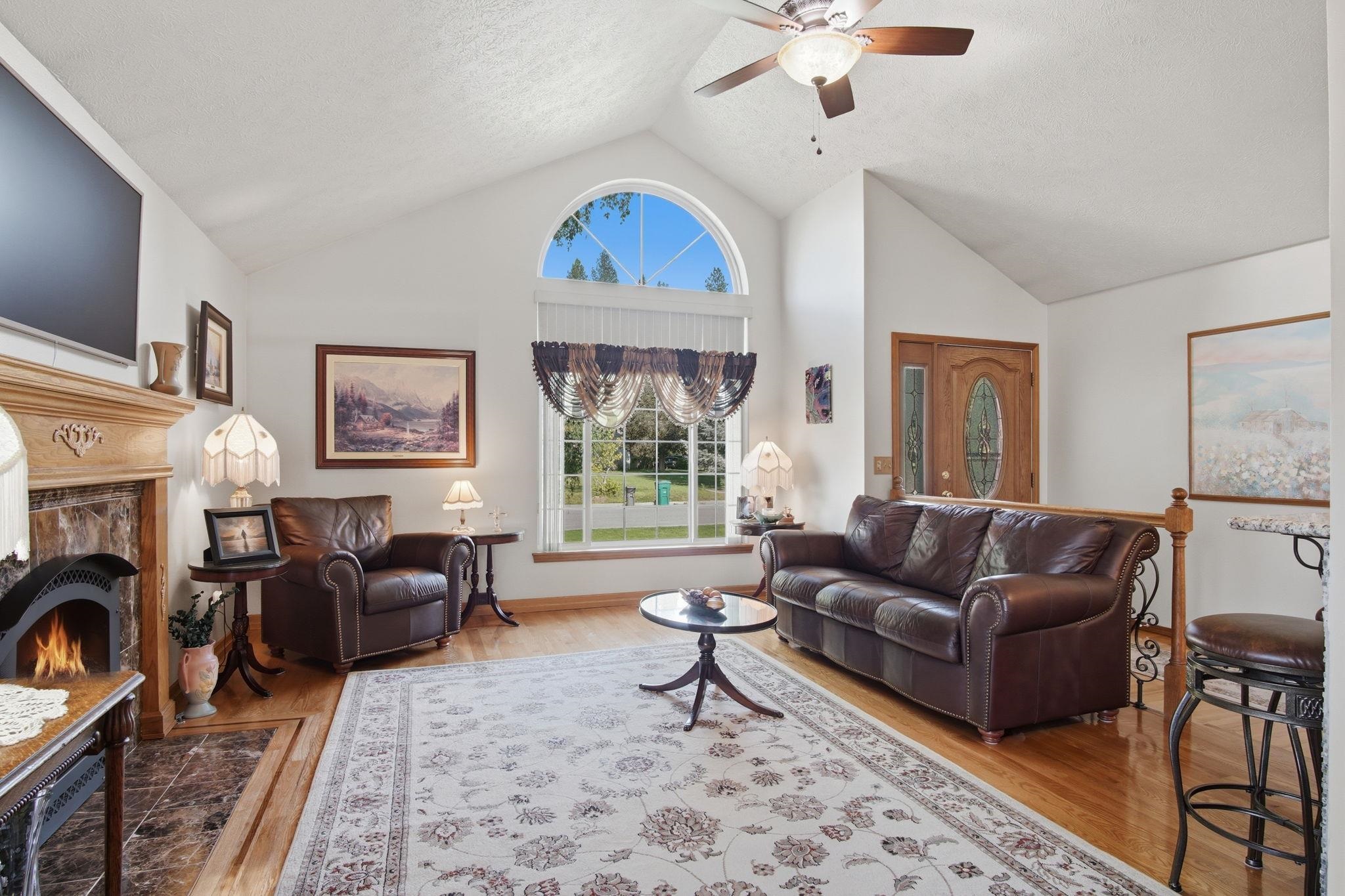 2126 S Sonora St - Photo 4