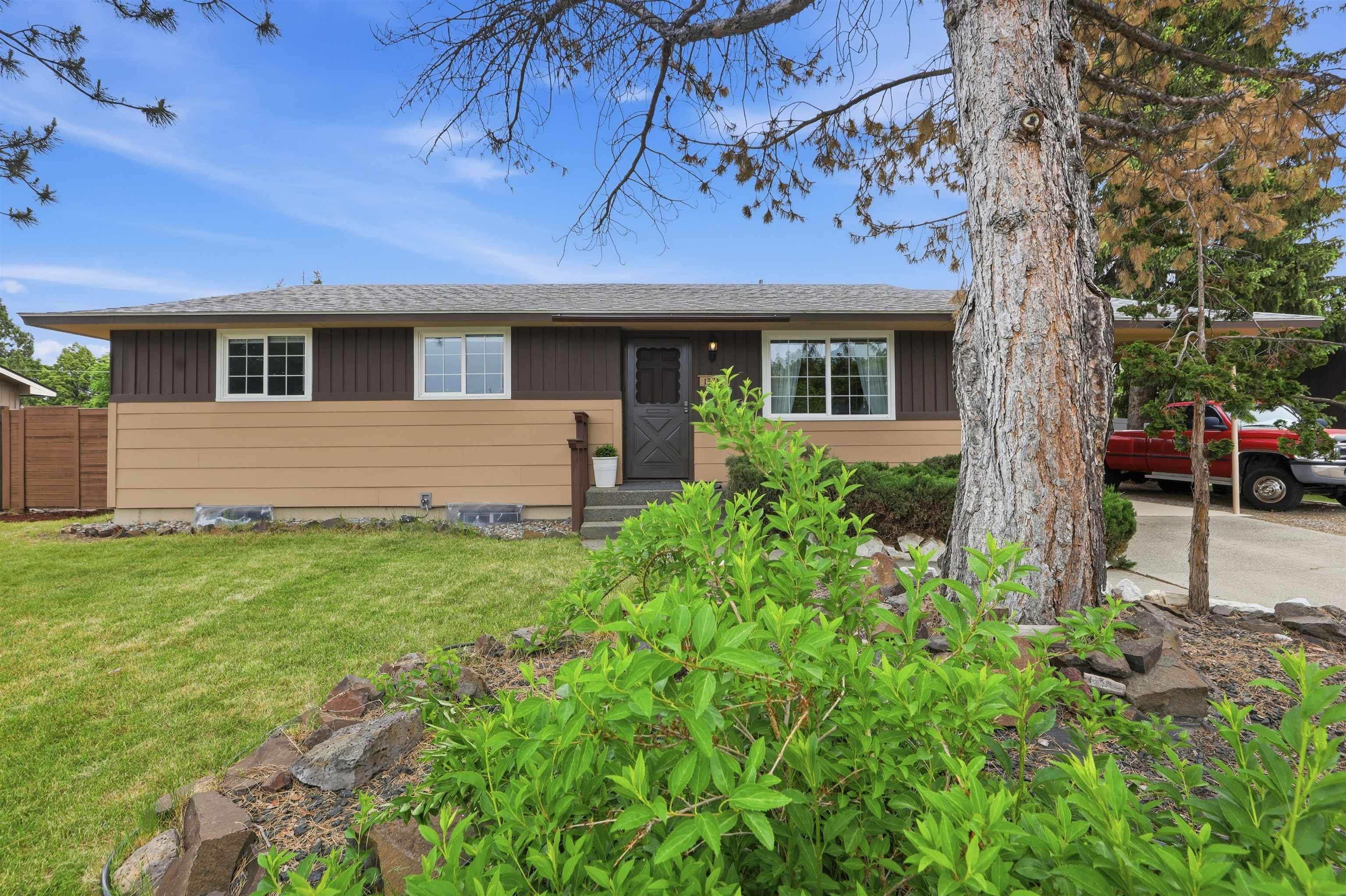 13311 E GUTHRIE Dr - Photo 1