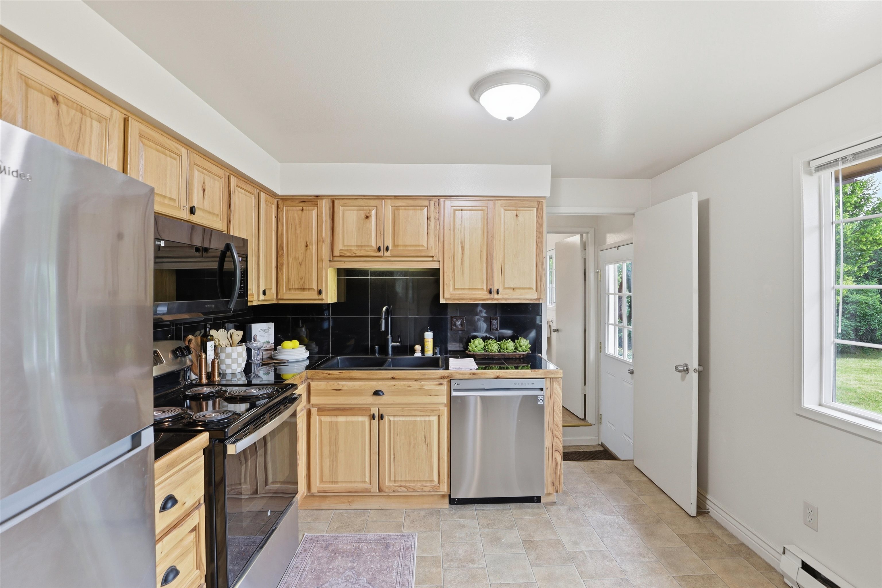 13311 E GUTHRIE Dr - Photo 4