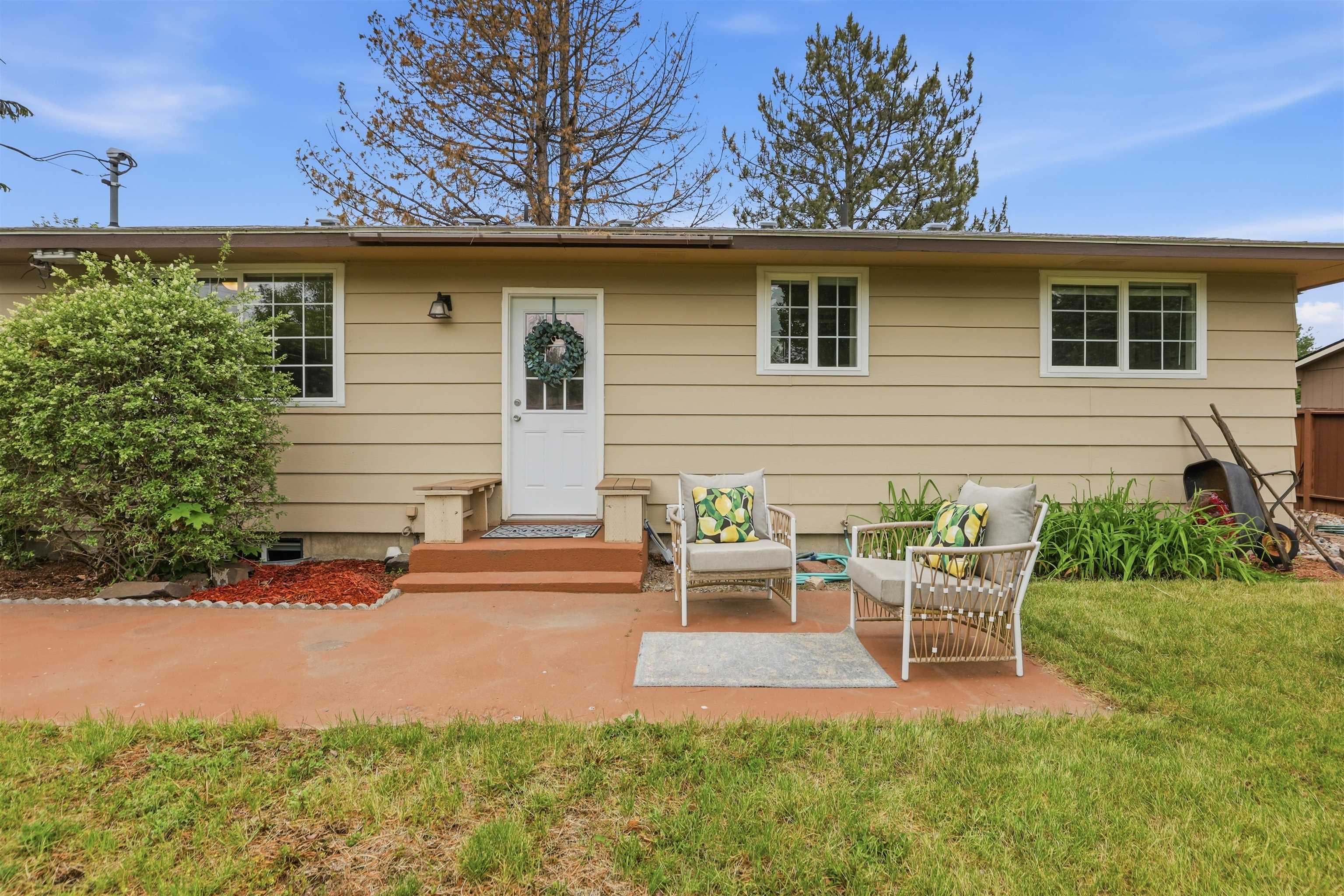 13311 E GUTHRIE Dr - Photo 2