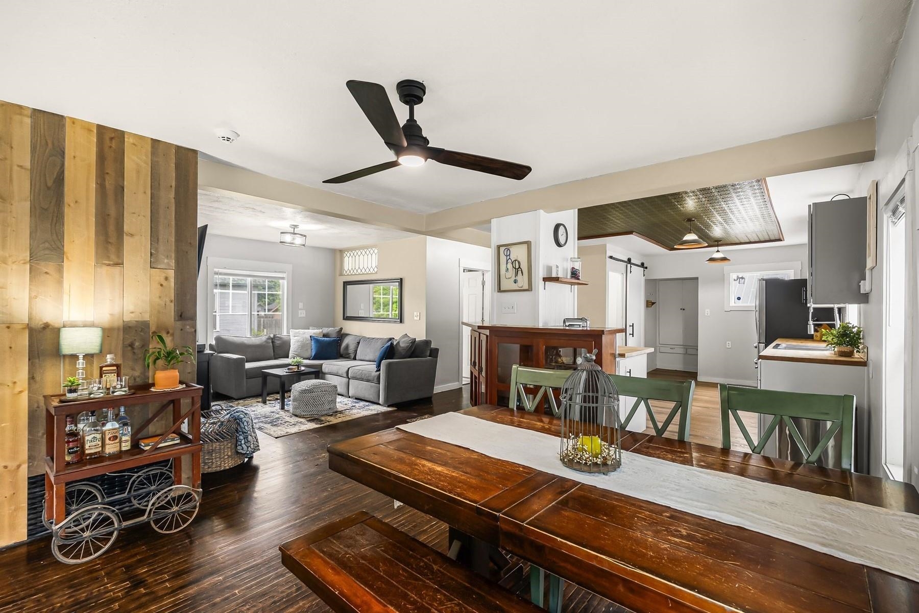 2621 W Sharp Ave - Photo 8