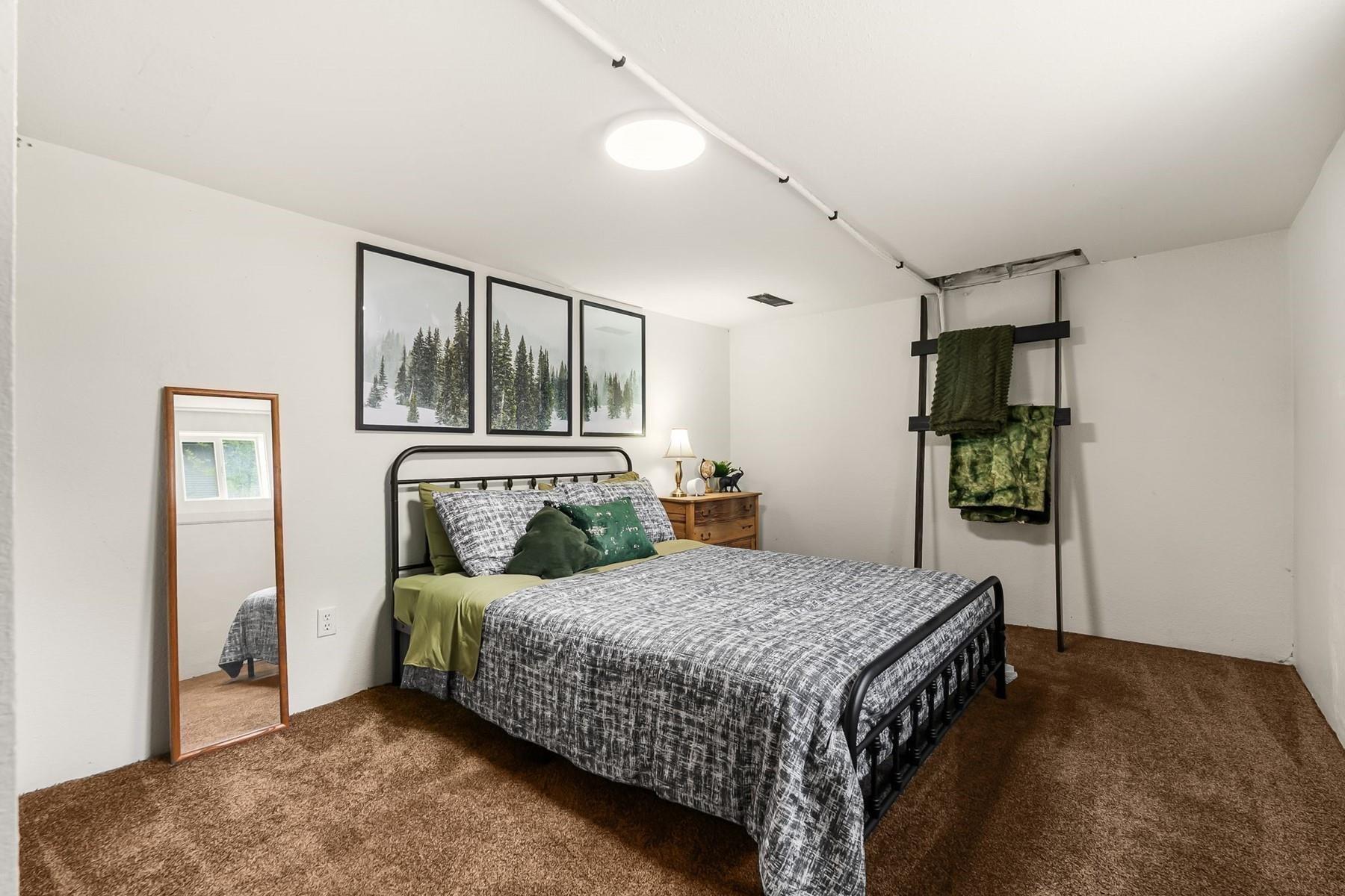 2621 W Sharp Ave - Photo 22