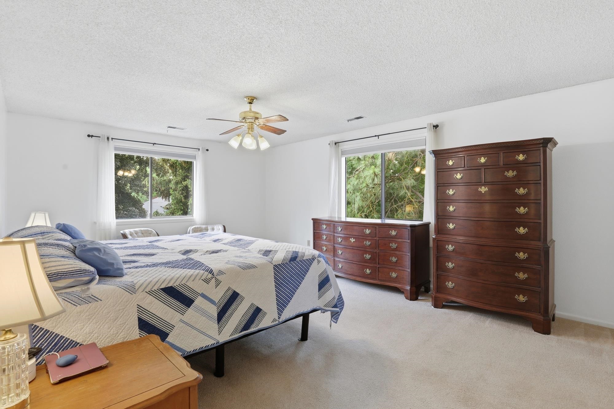407 E Carriage Ct - Photo 15