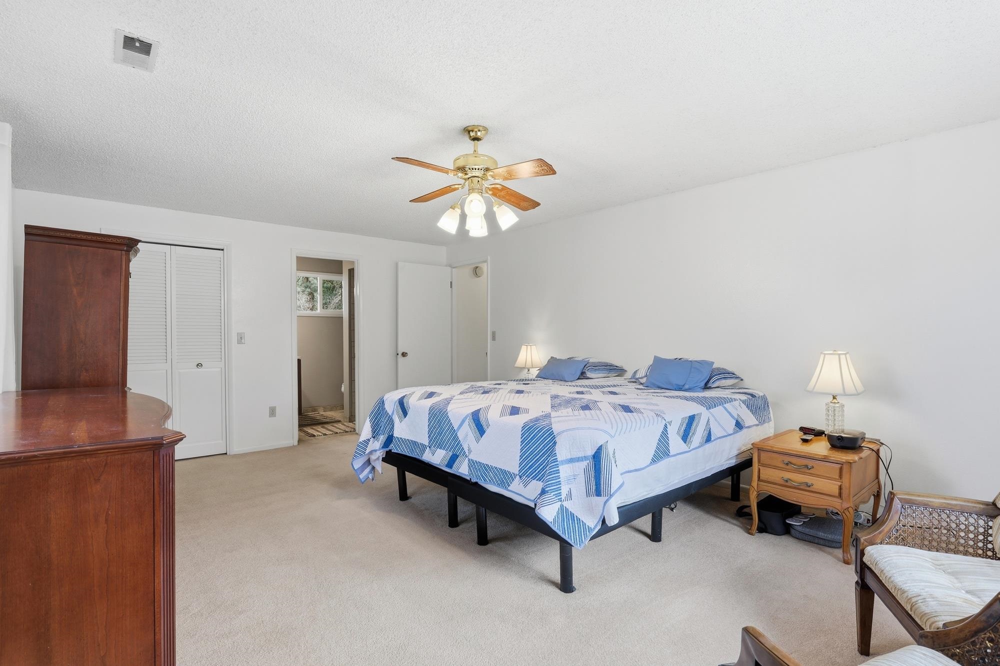 407 E Carriage Ct - Photo 16