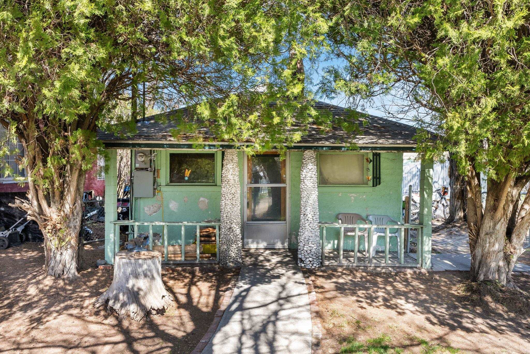 110 E Weston St - Photo 1