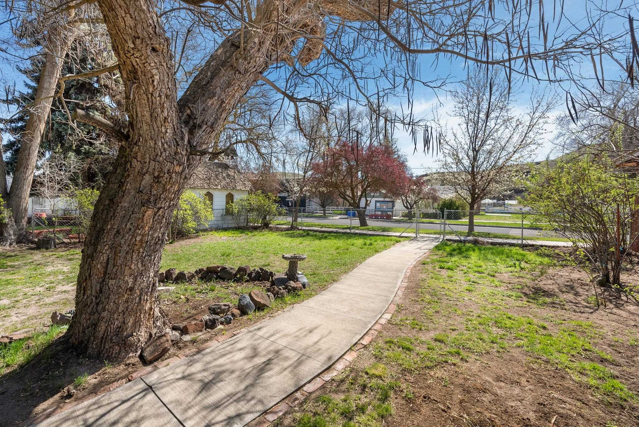 110 E Weston St - Photo 30