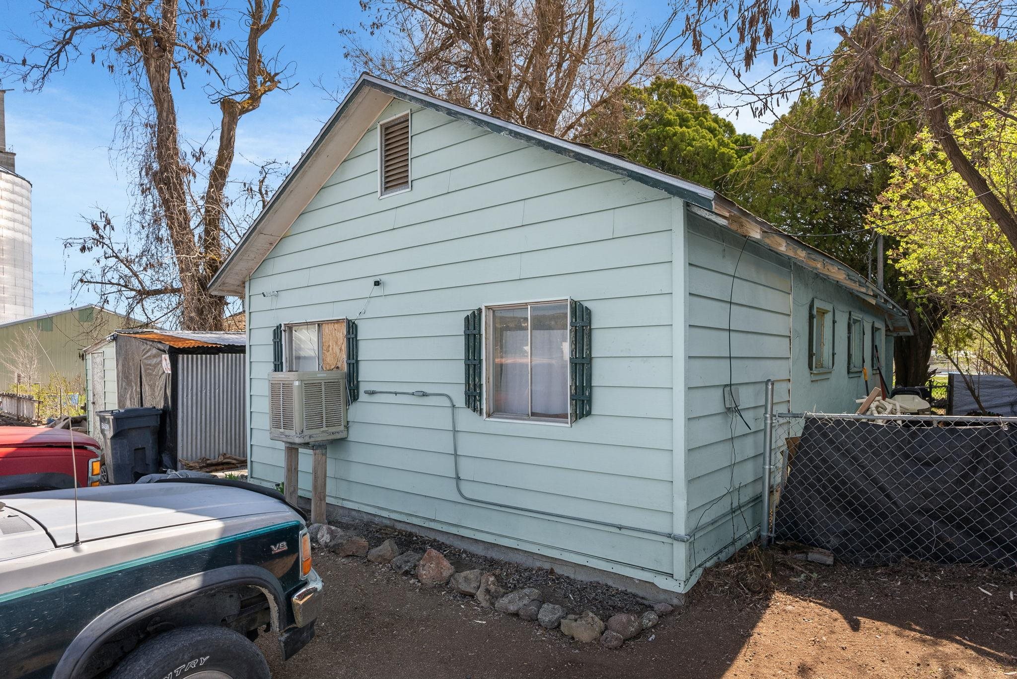 110 E Weston St - Photo 34