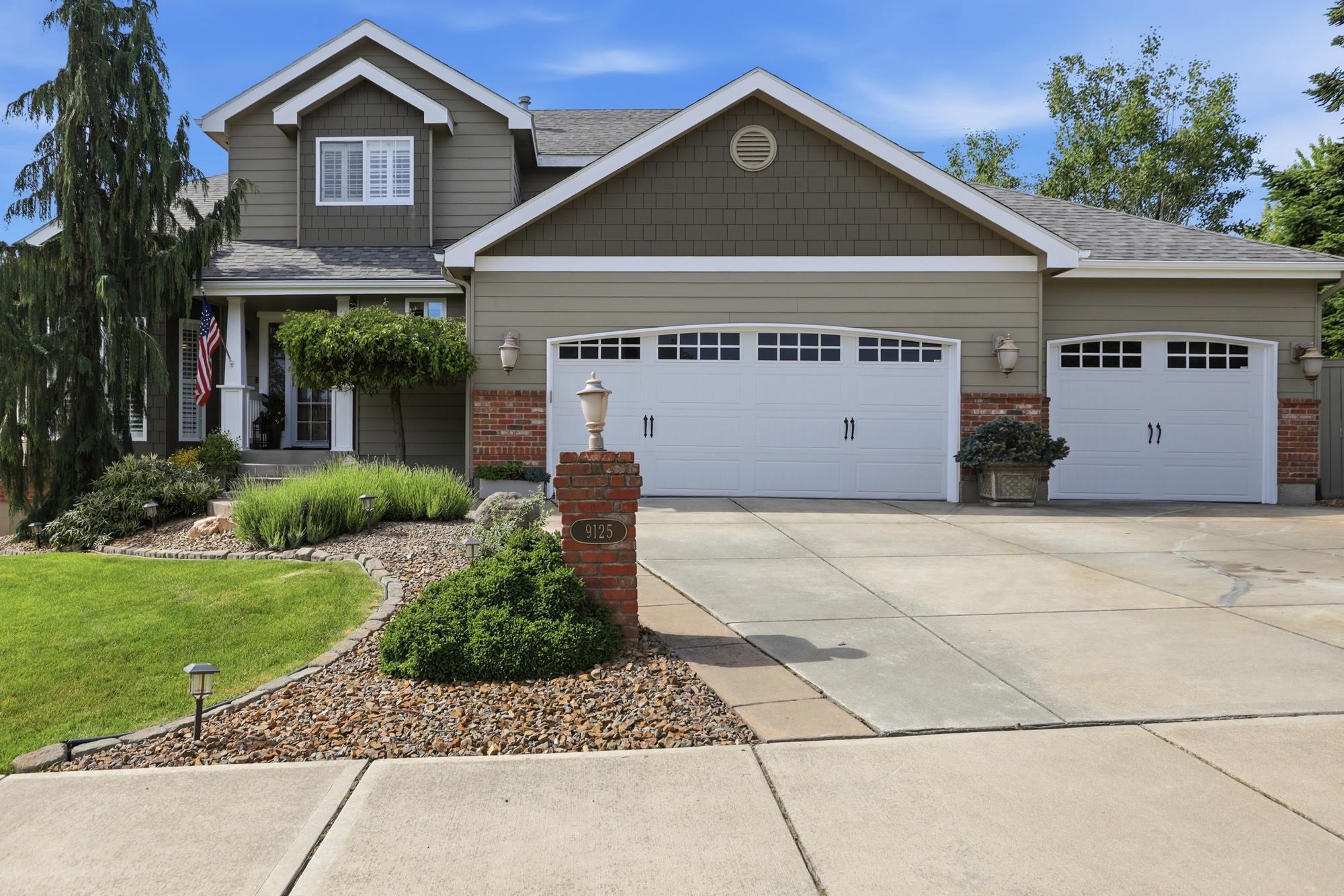 9125 N Bradbury Dr - Photo 2