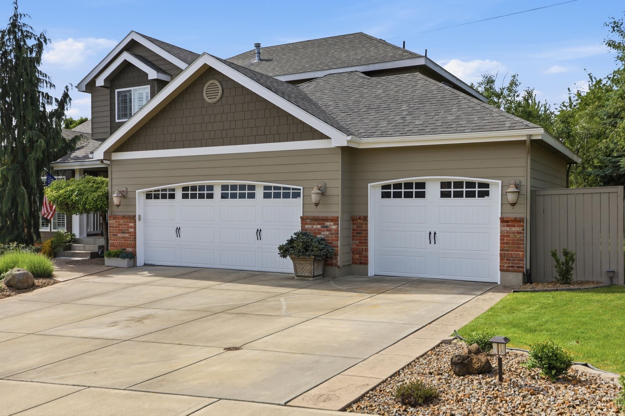 9125 N Bradbury Dr - Photo 3