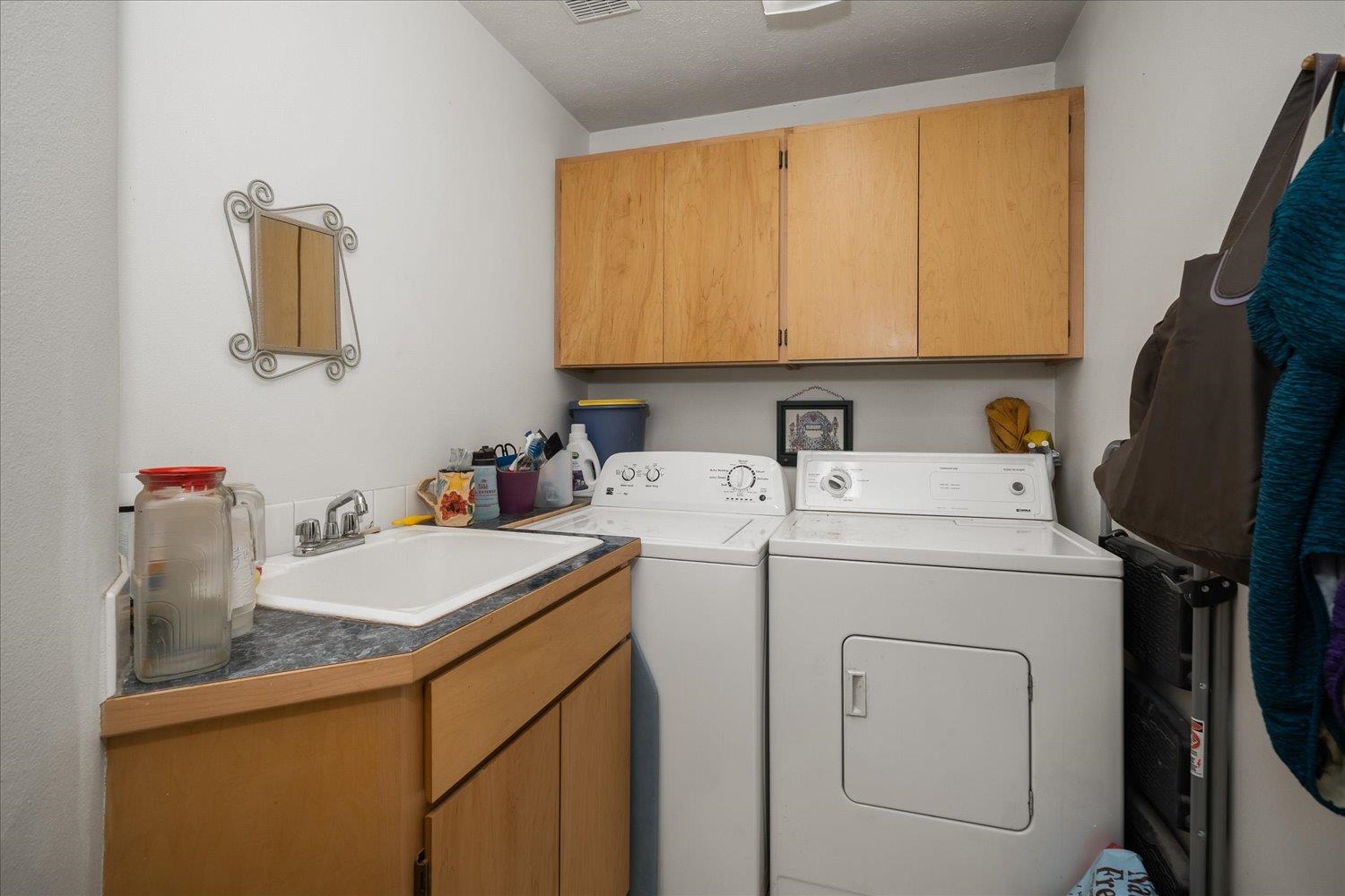1607 E Wildflower Ln - Photo 27