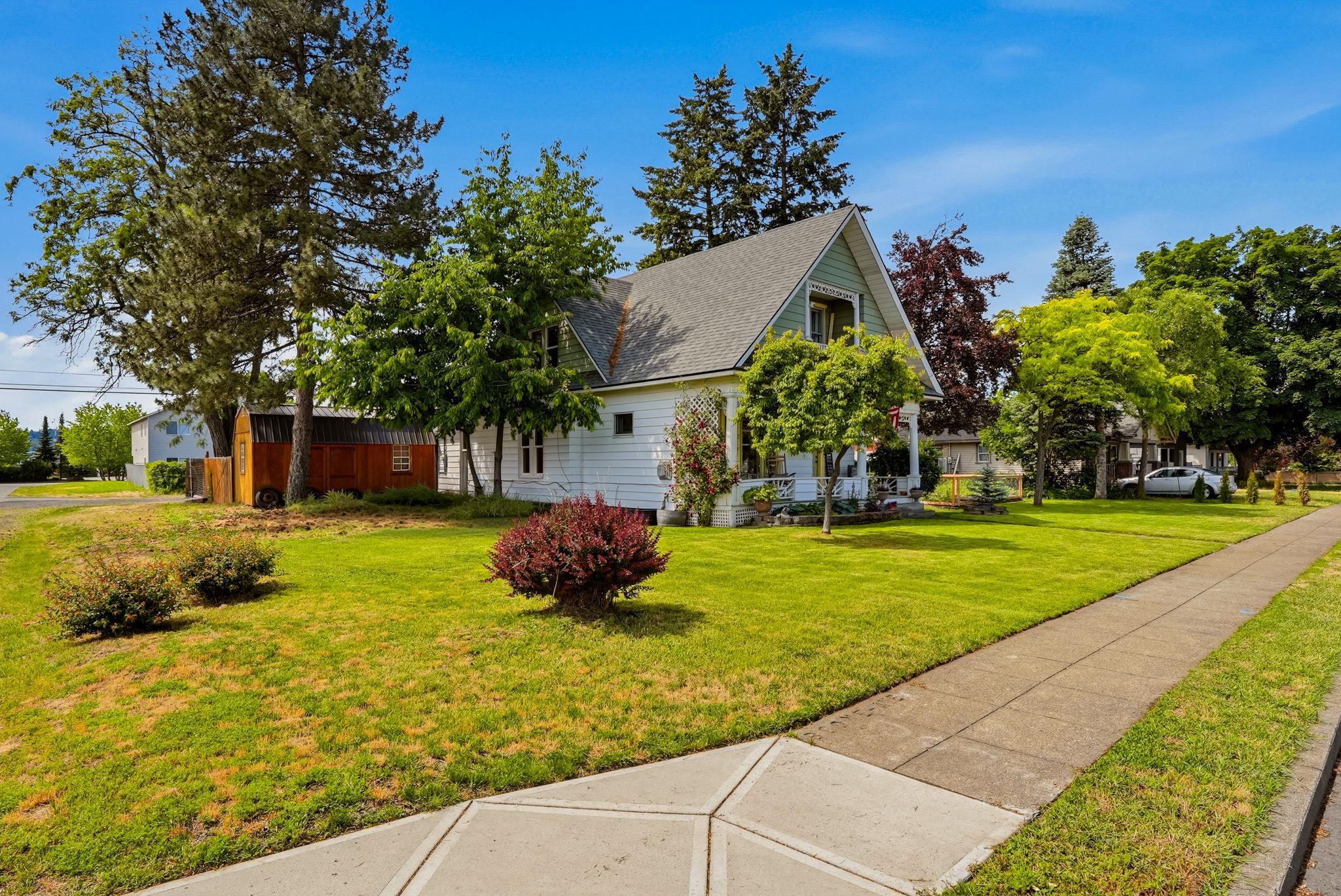 2526 E Boone Ave - Photo 3