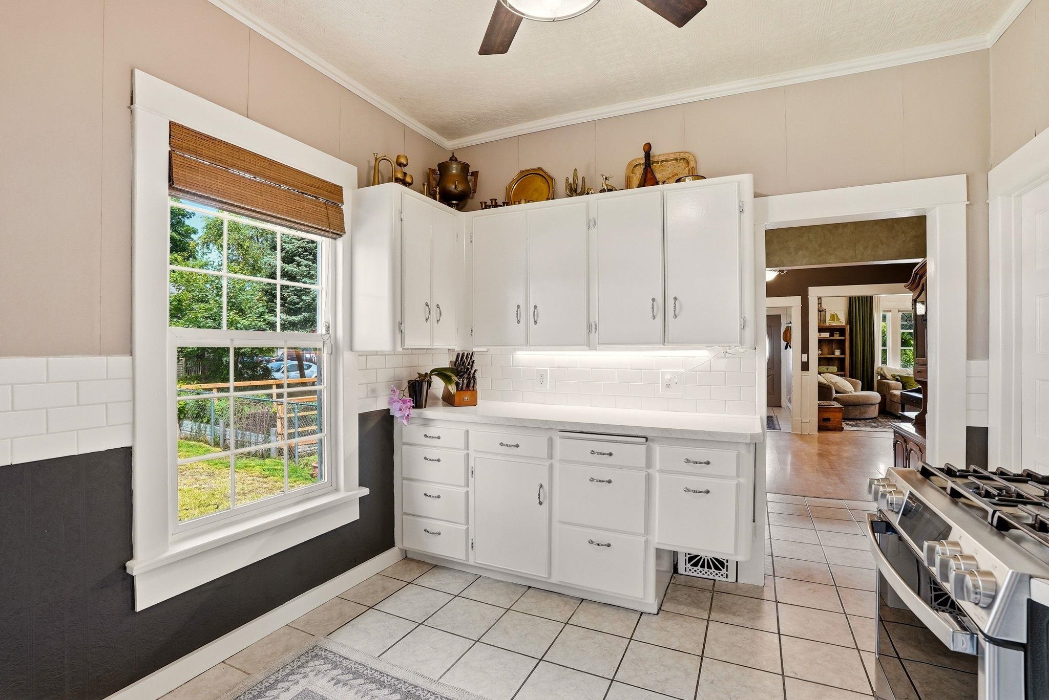 2526 E Boone Ave - Photo 12
