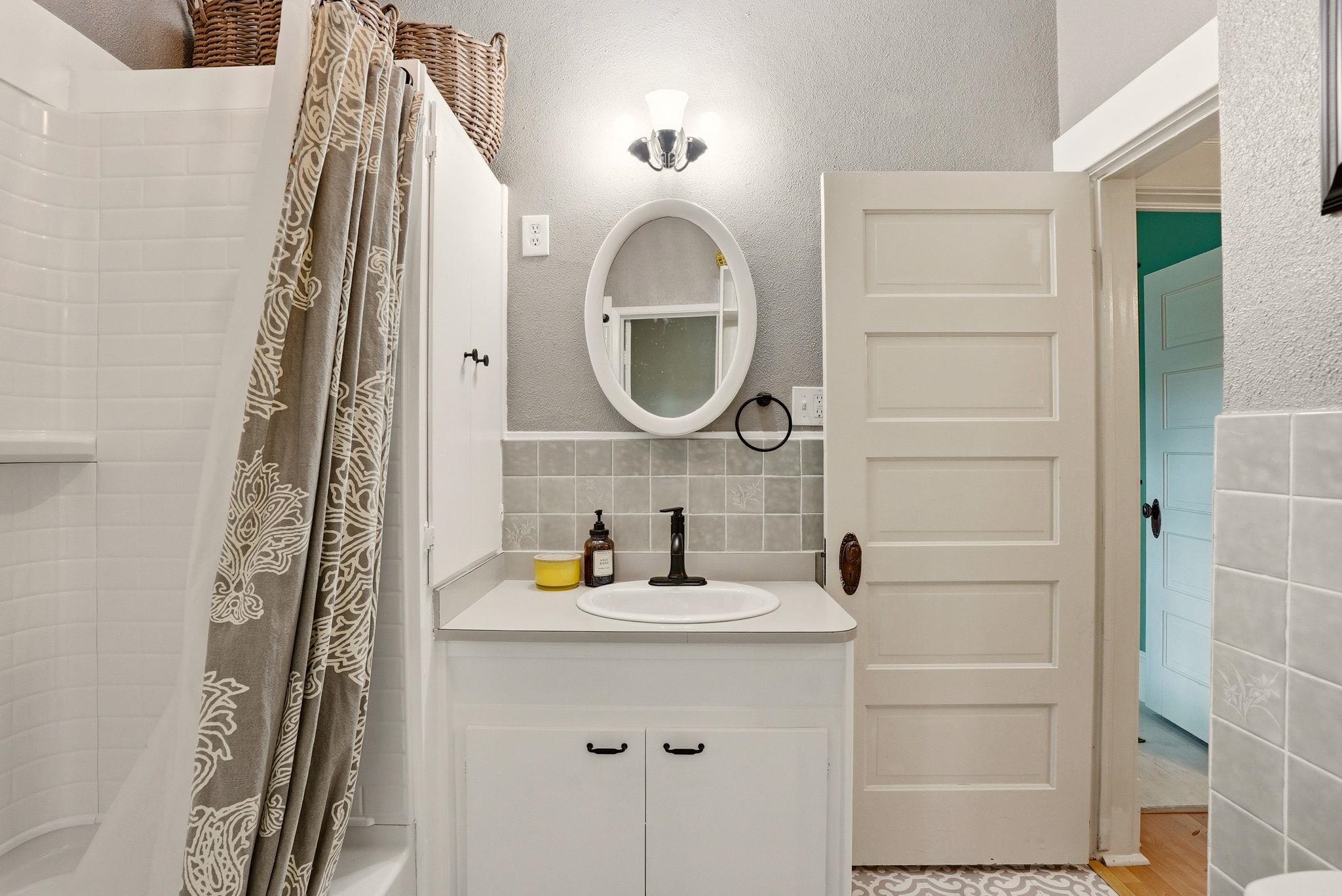 2526 E Boone Ave - Photo 28