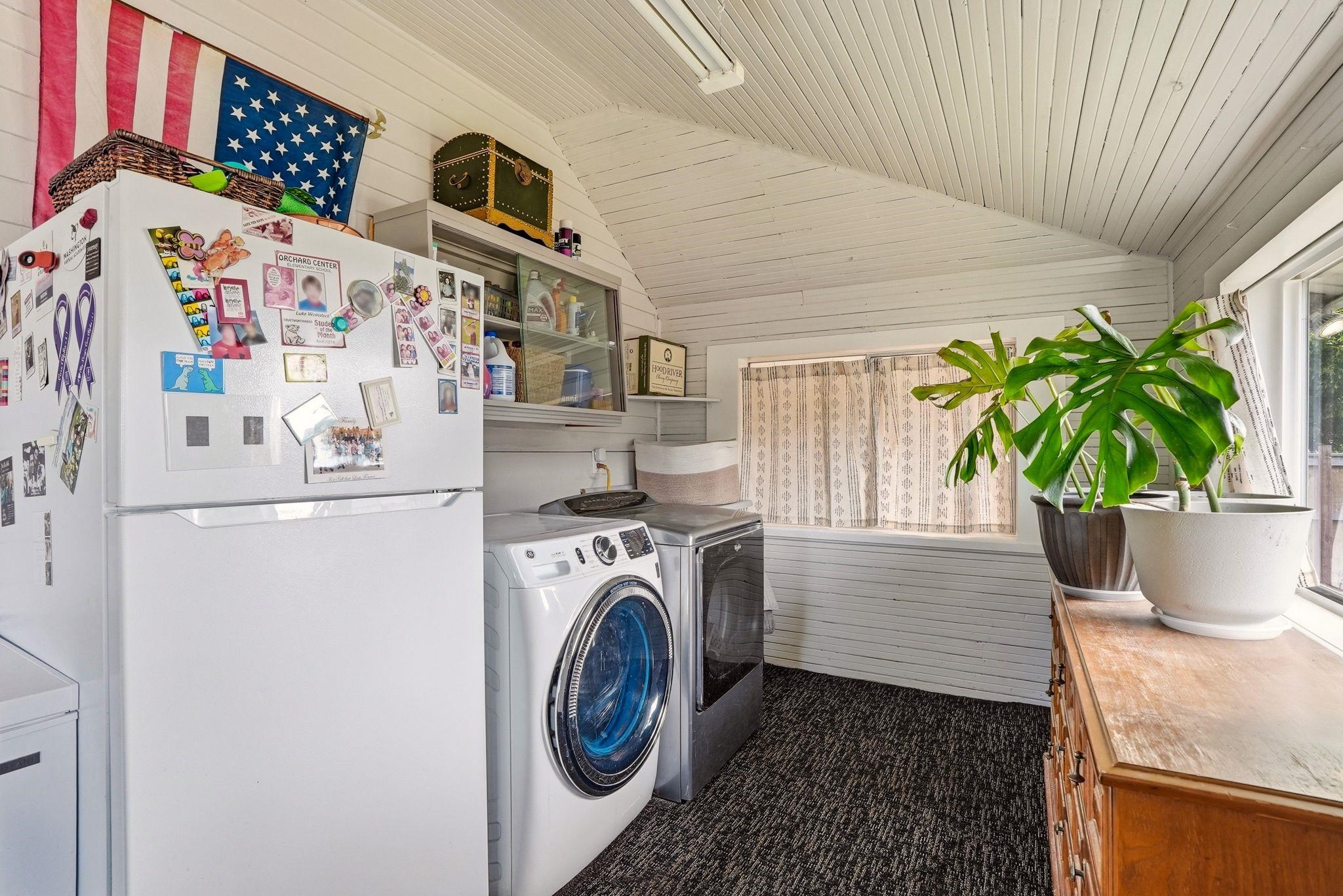 2526 E Boone Ave - Photo 33