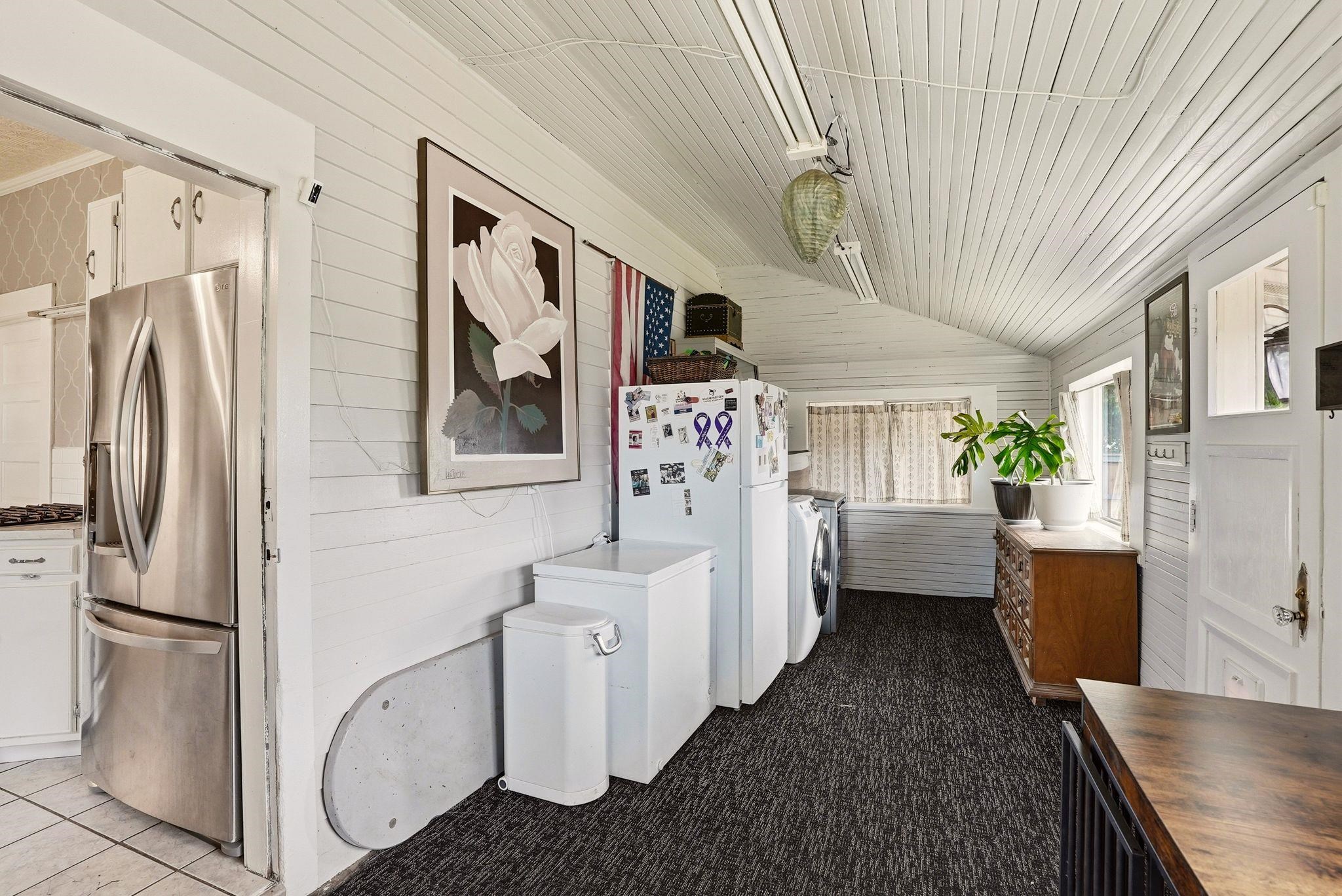 2526 E Boone Ave - Photo 34