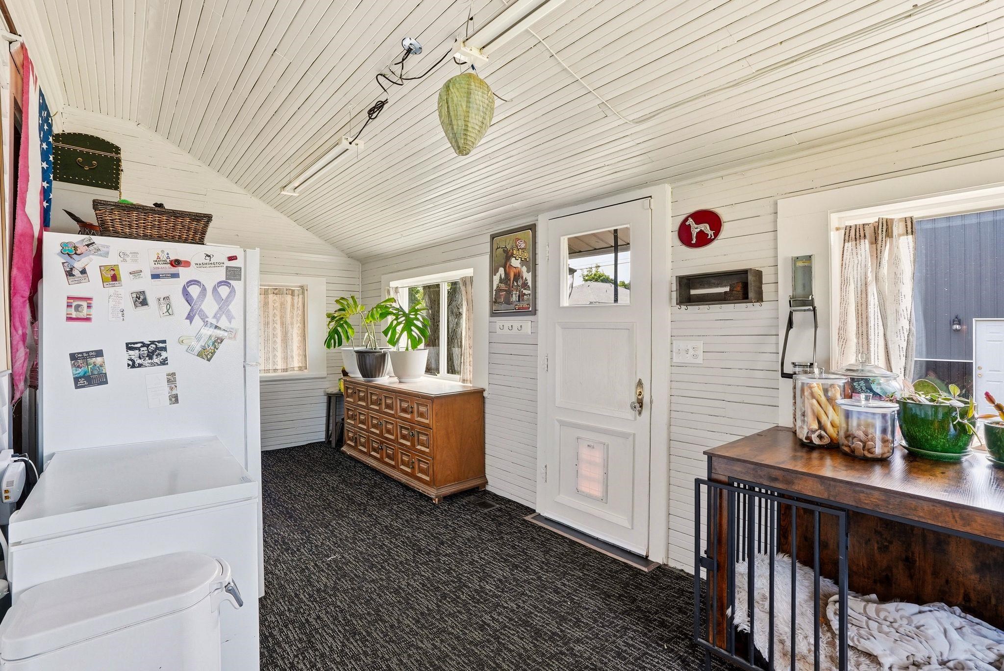 2526 E Boone Ave - Photo 35
