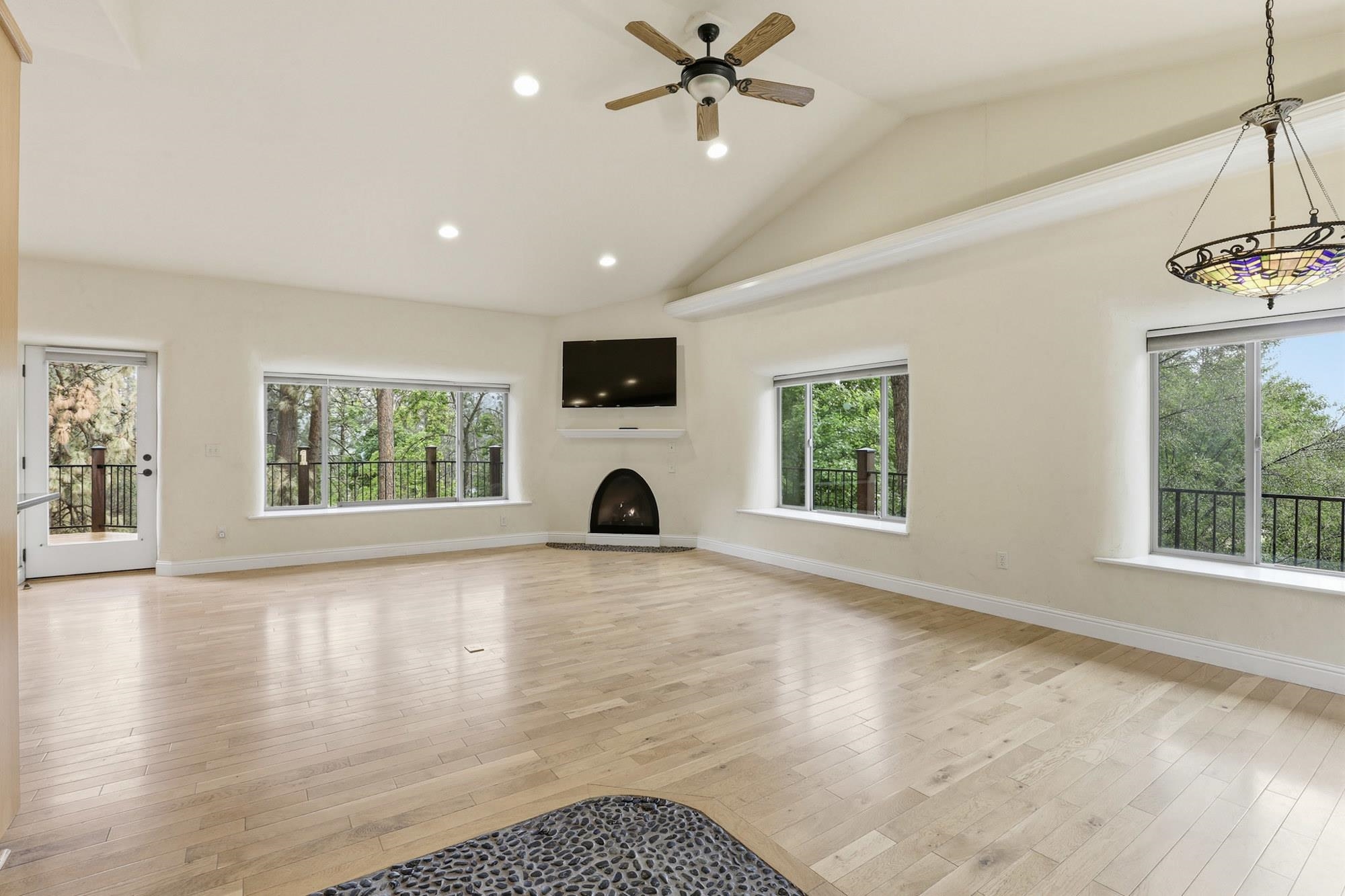 7710 E Beverly Dr - Photo 4