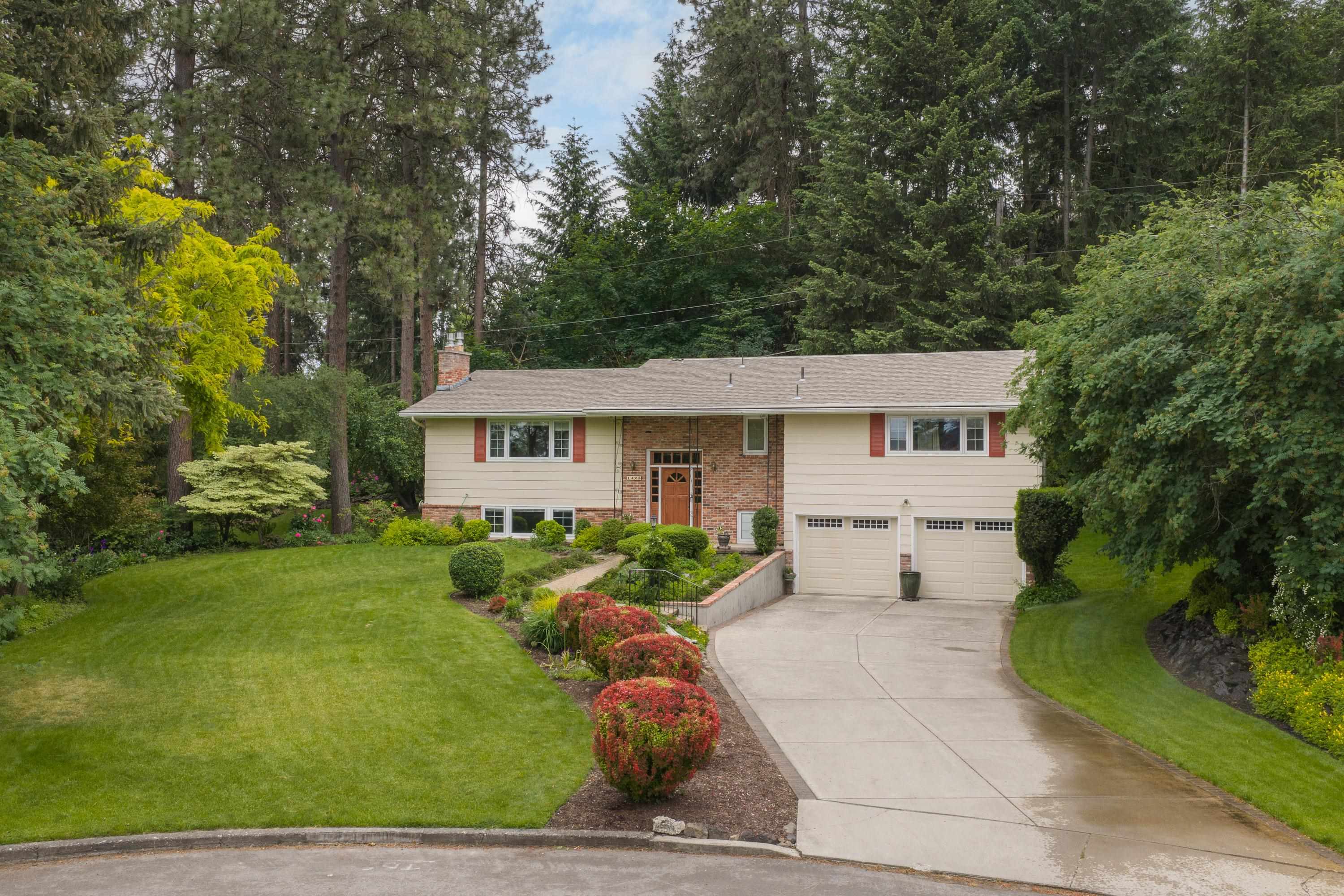 1425 W Lawrence Dr - Photo 1