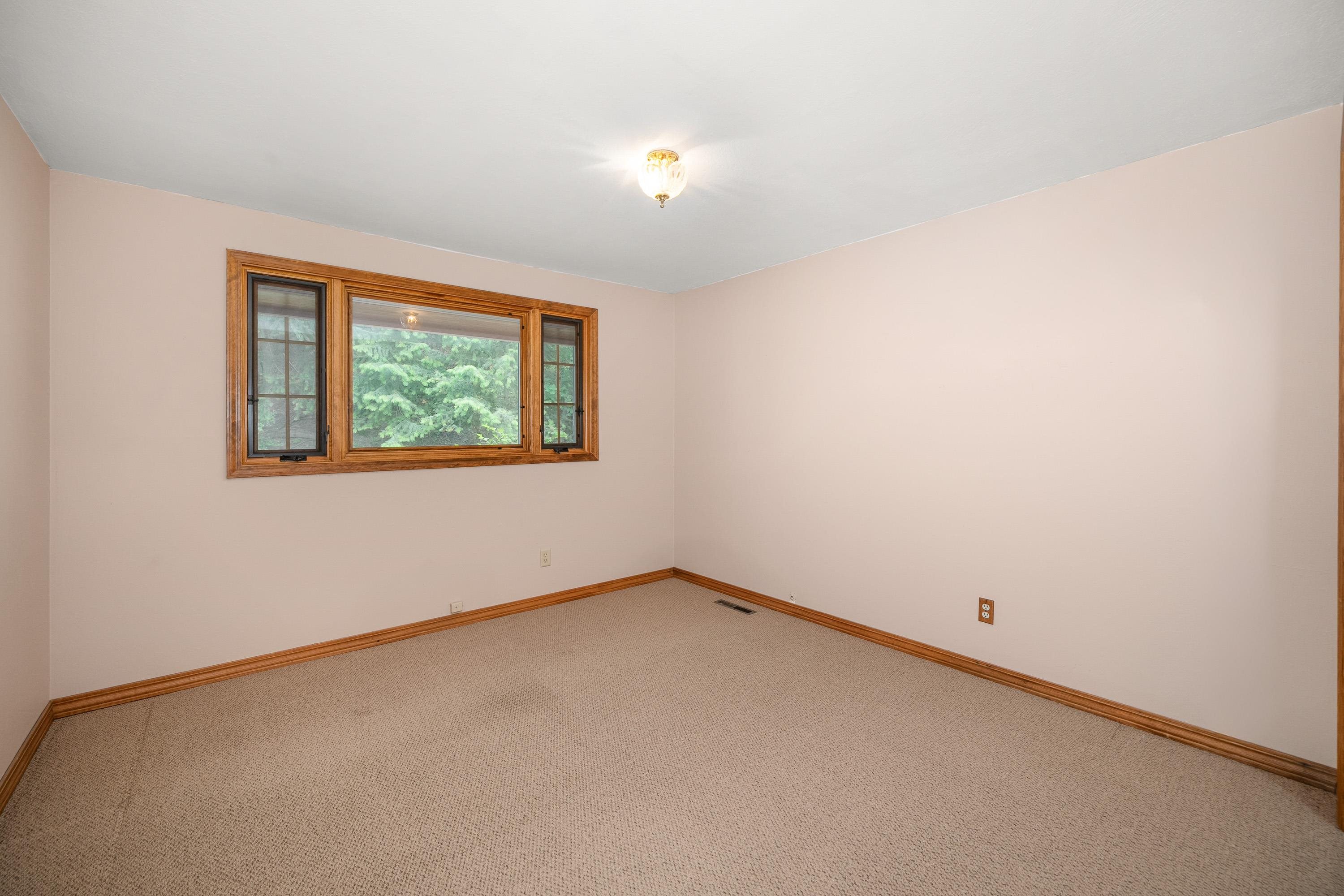 1425 W Lawrence Dr - Photo 20