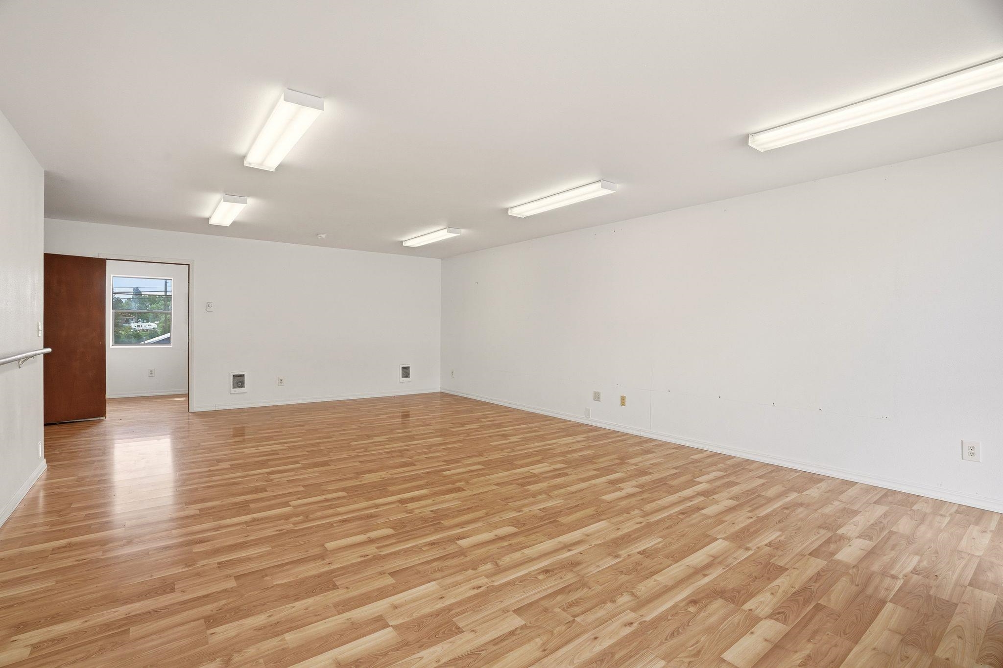 129 S Crosby St - Photo 6
