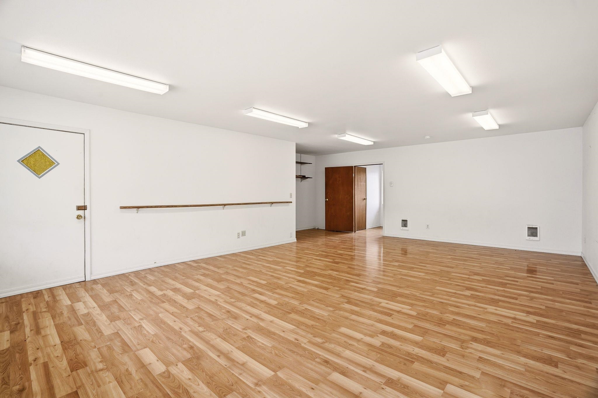 129 S Crosby St - Photo 7