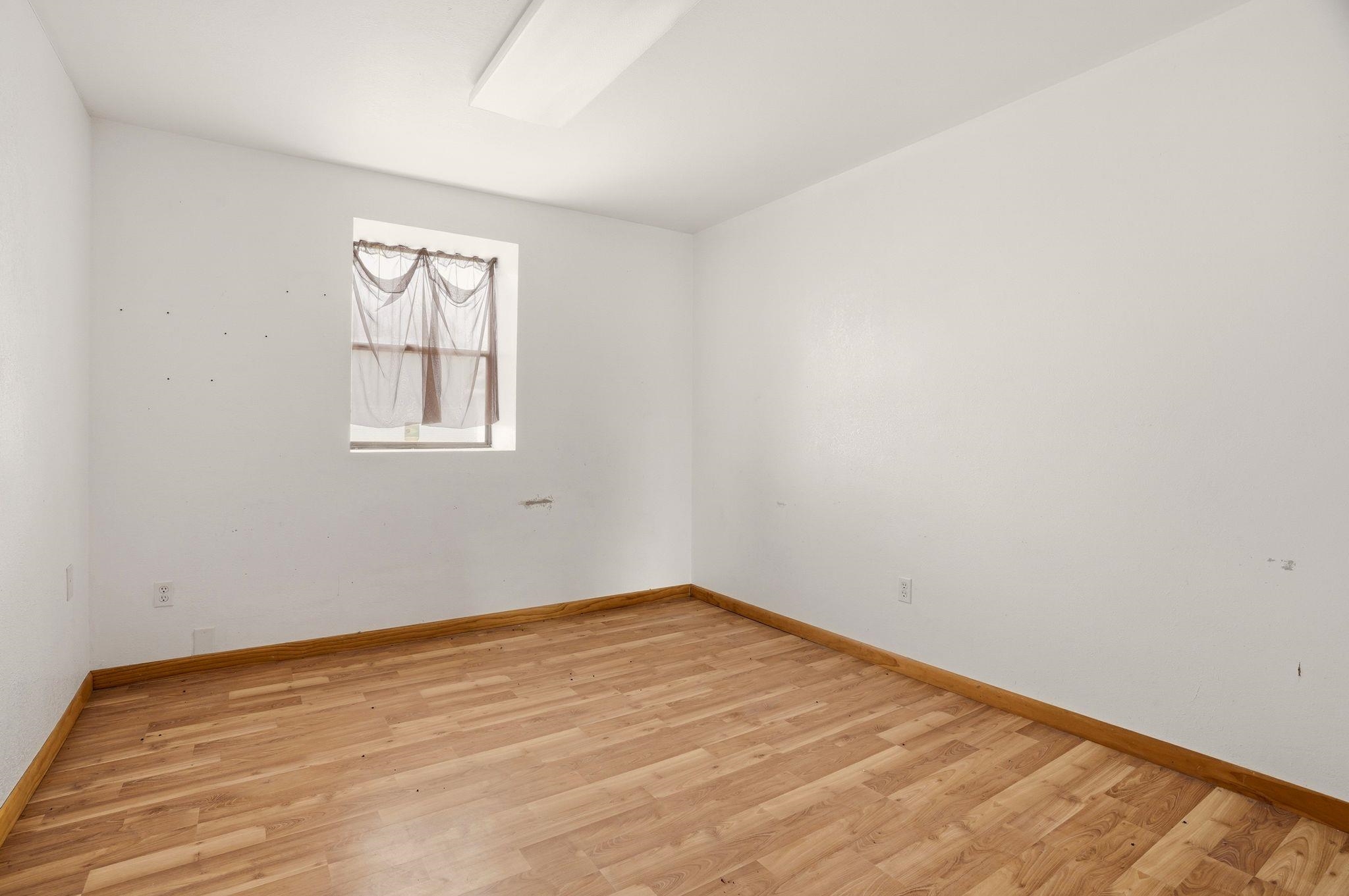 129 S Crosby St - Photo 17