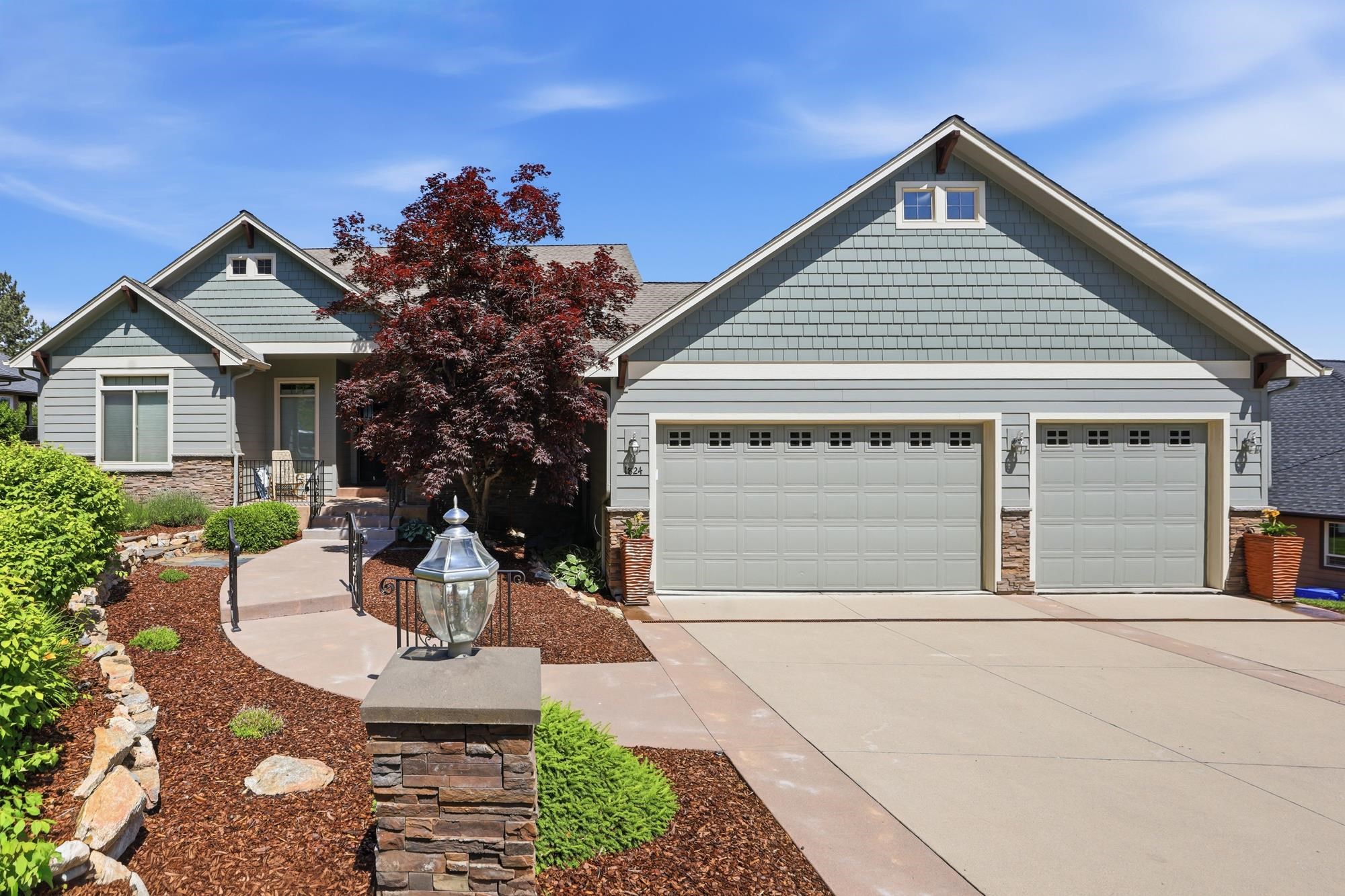 1824 W Blueberry Ln - Photo 1
