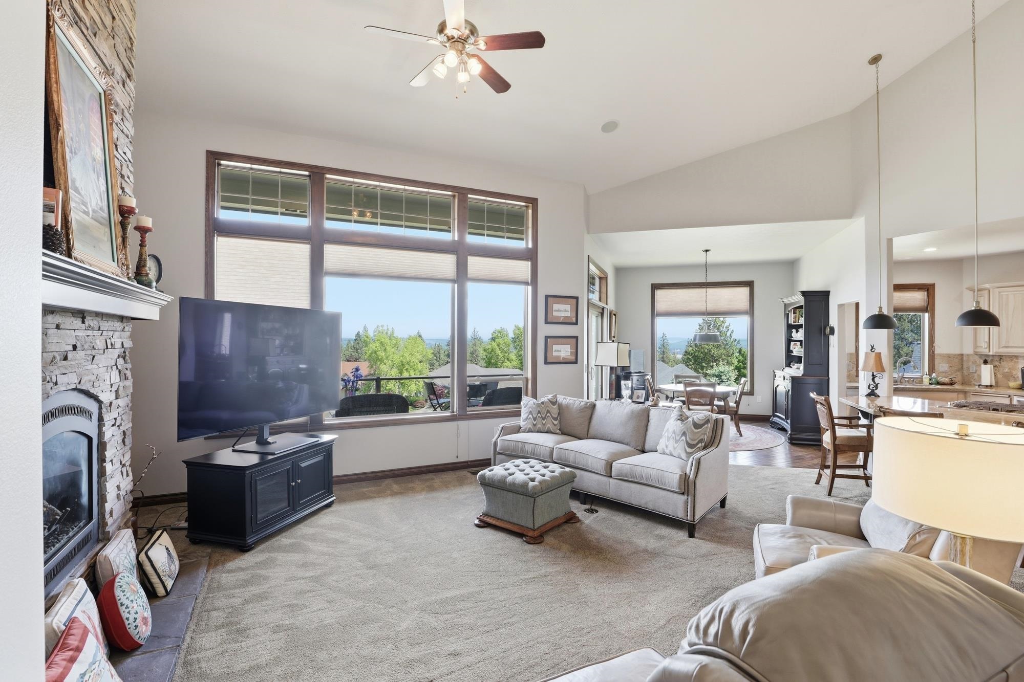 1824 W Blueberry Ln - Photo 5