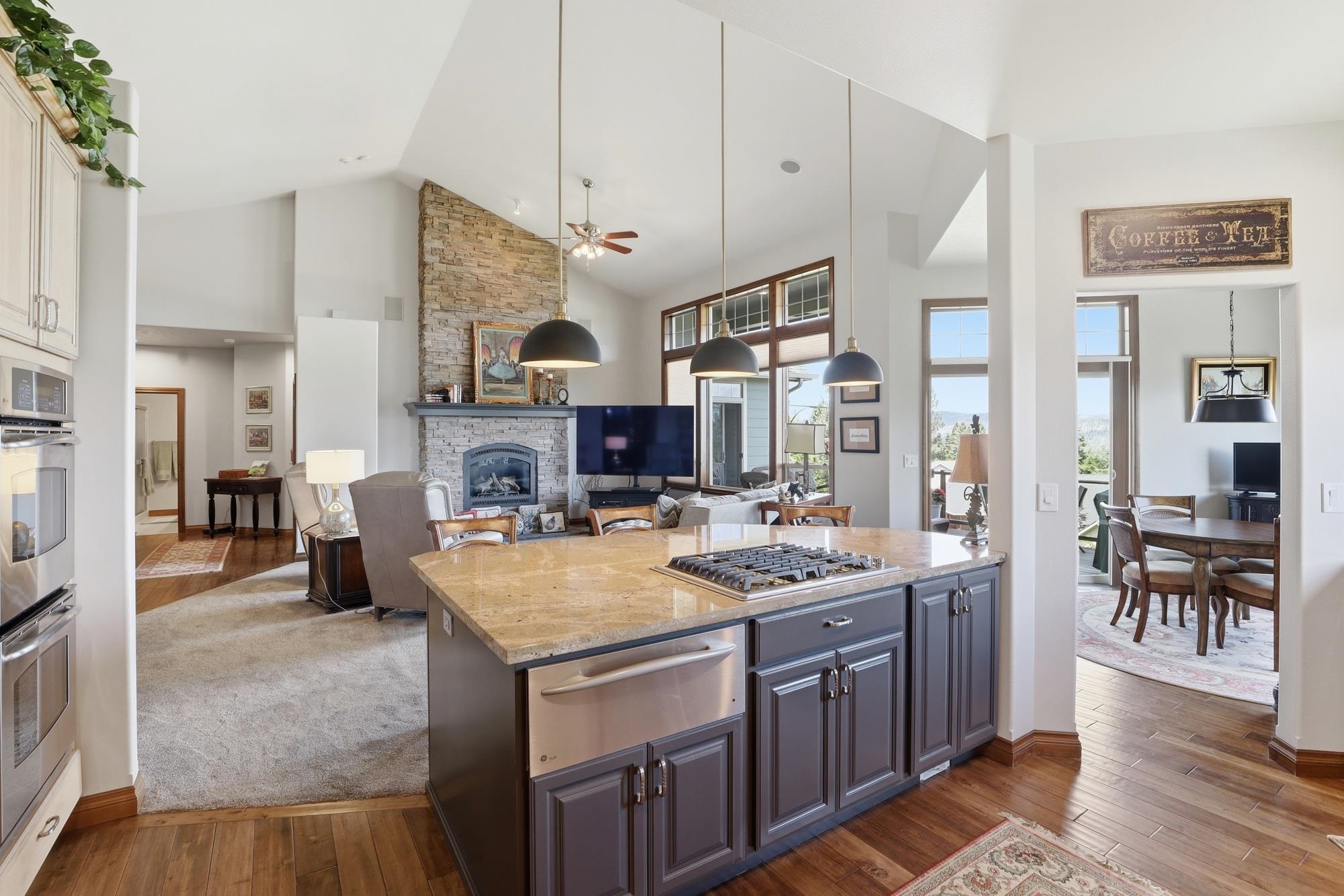 1824 W Blueberry Ln - Photo 9