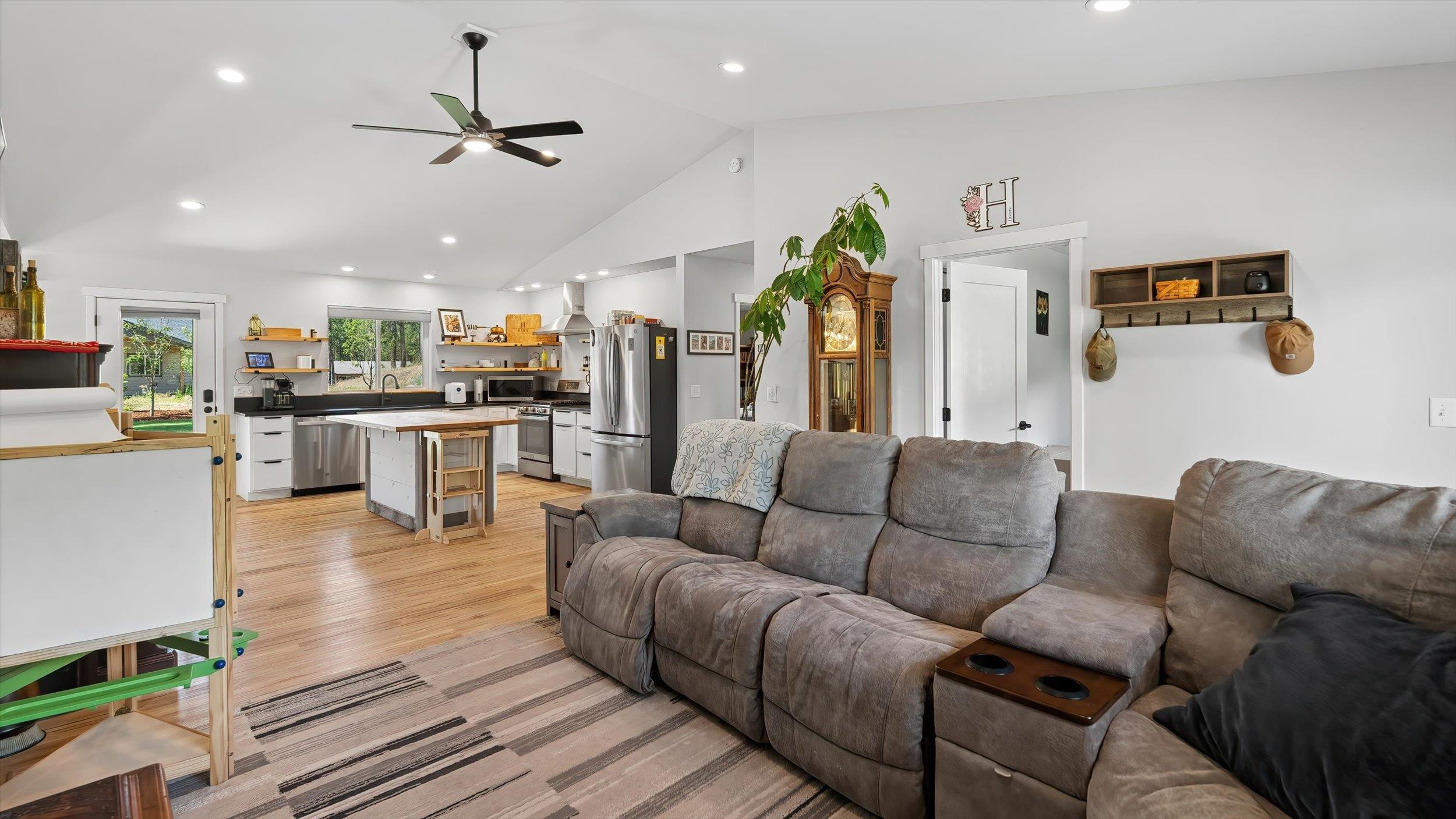 1286 Inez Way - Photo 7