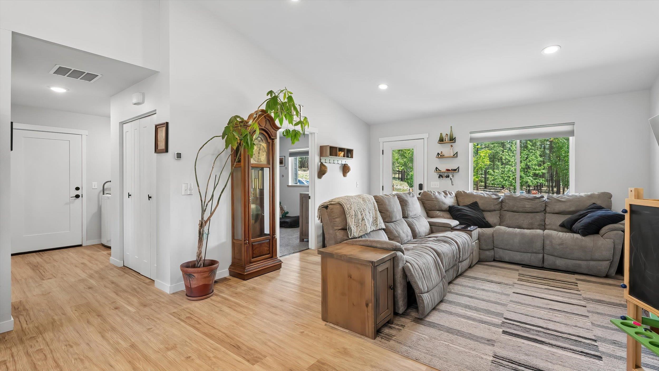 1286 Inez Way - Photo 10