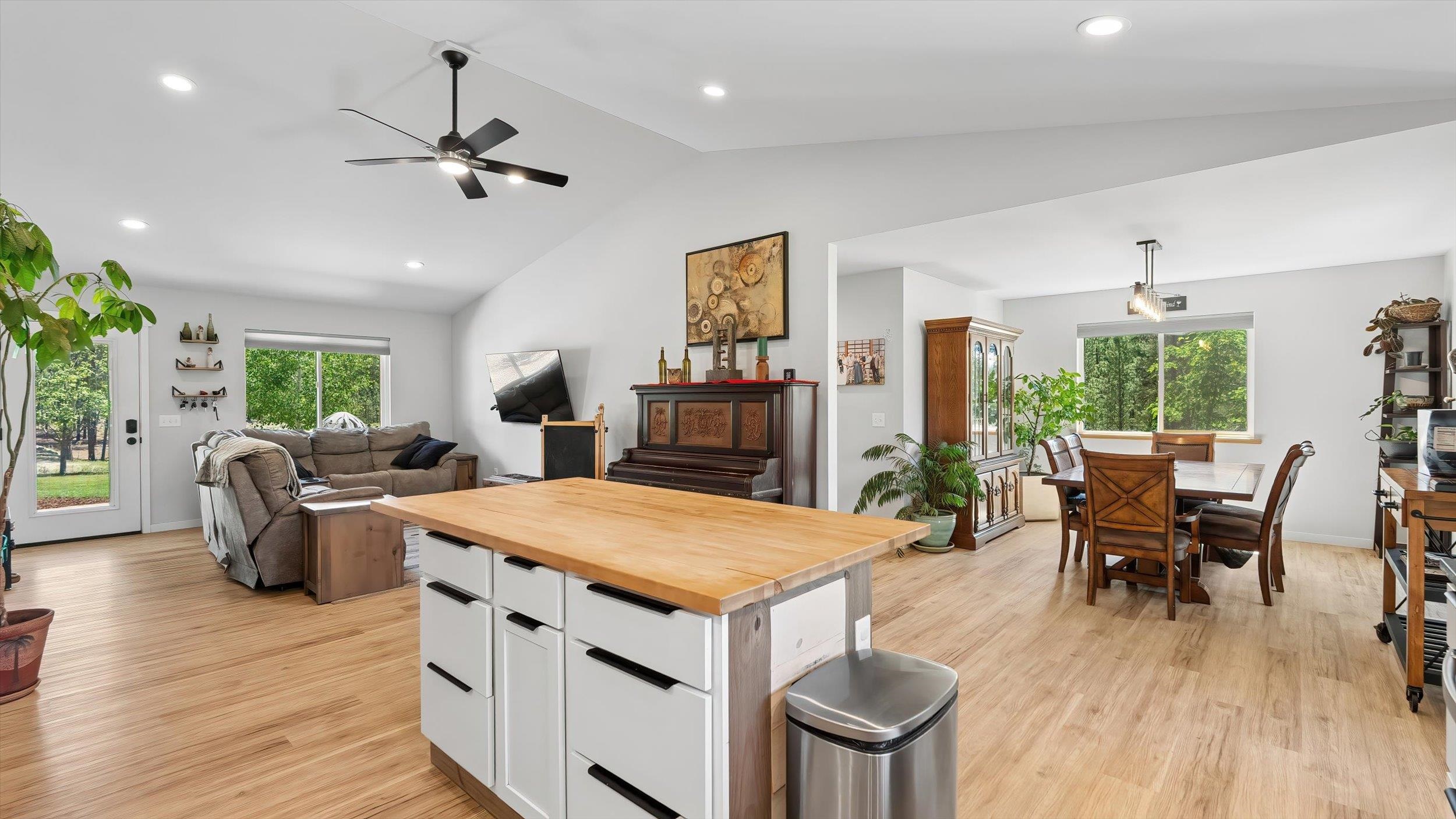 1286 Inez Way - Photo 12