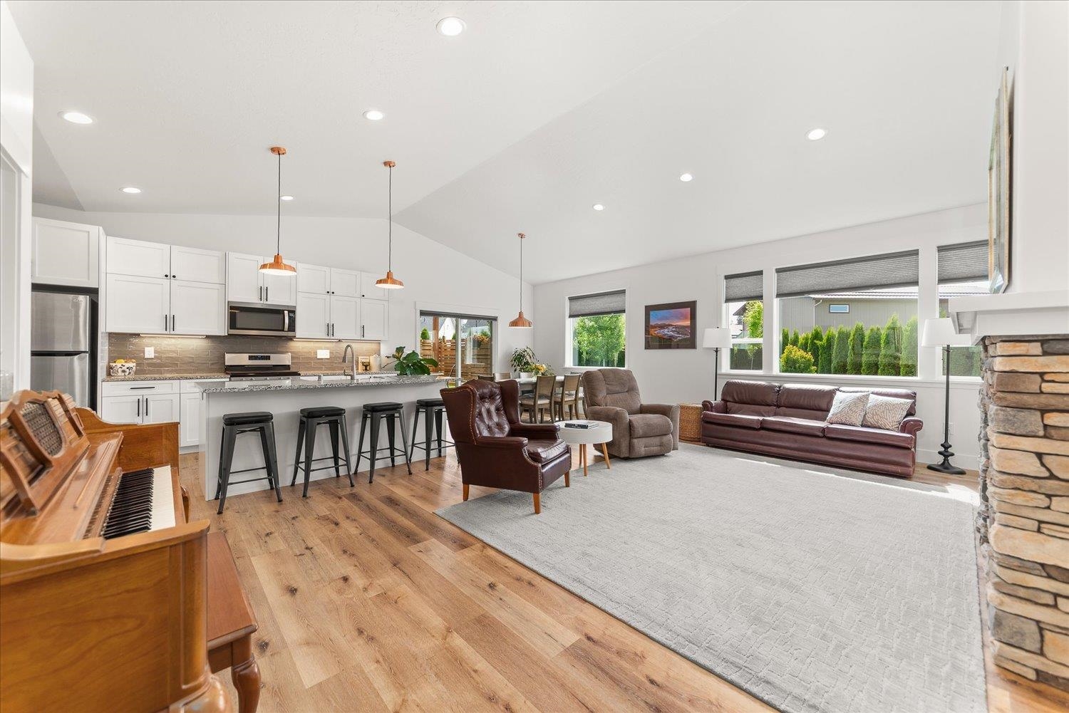 16 E 11th Ct - Photo 11