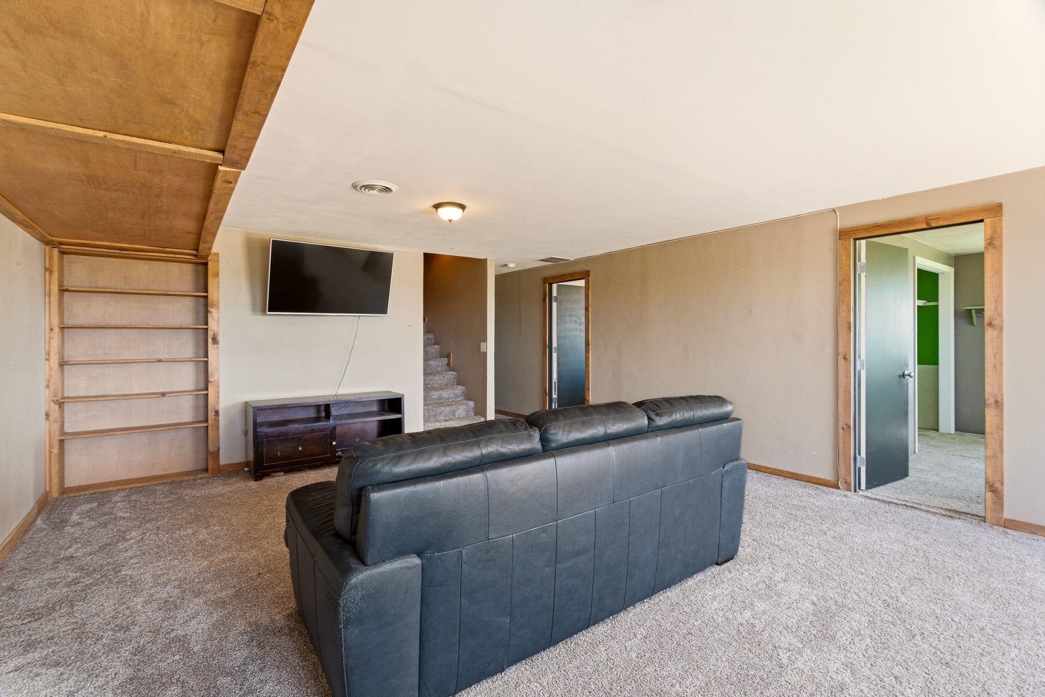 36127 N Hart Rd - Photo 8