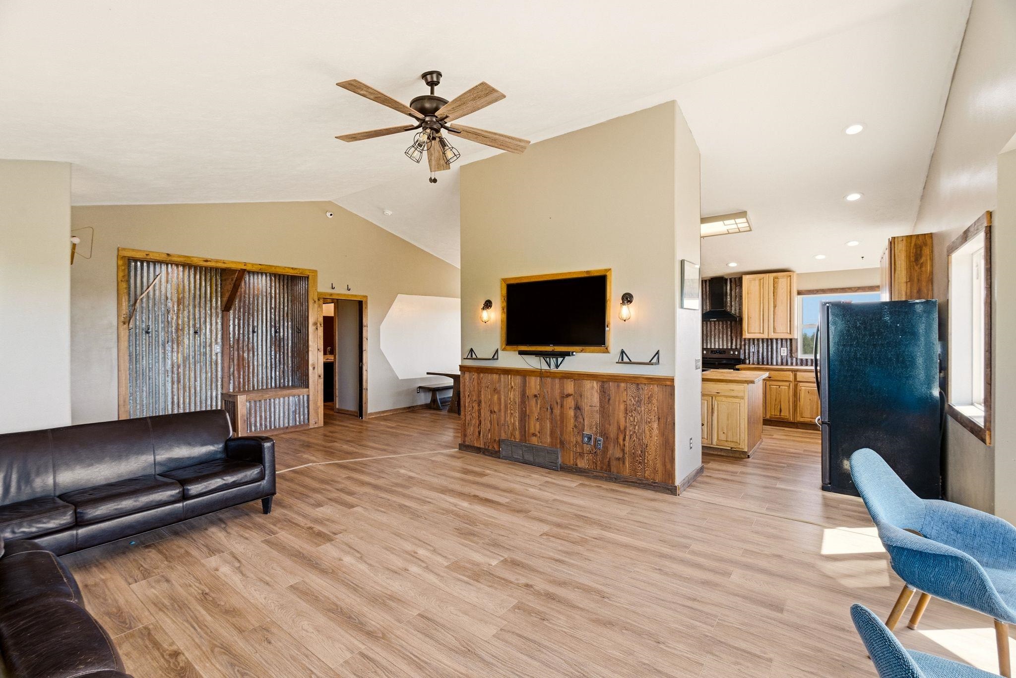 36127 N Hart Rd - Photo 11