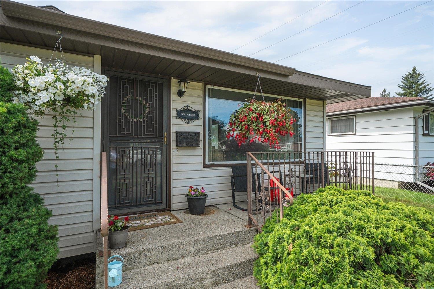 1408 E Joseph Ave - Photo 2