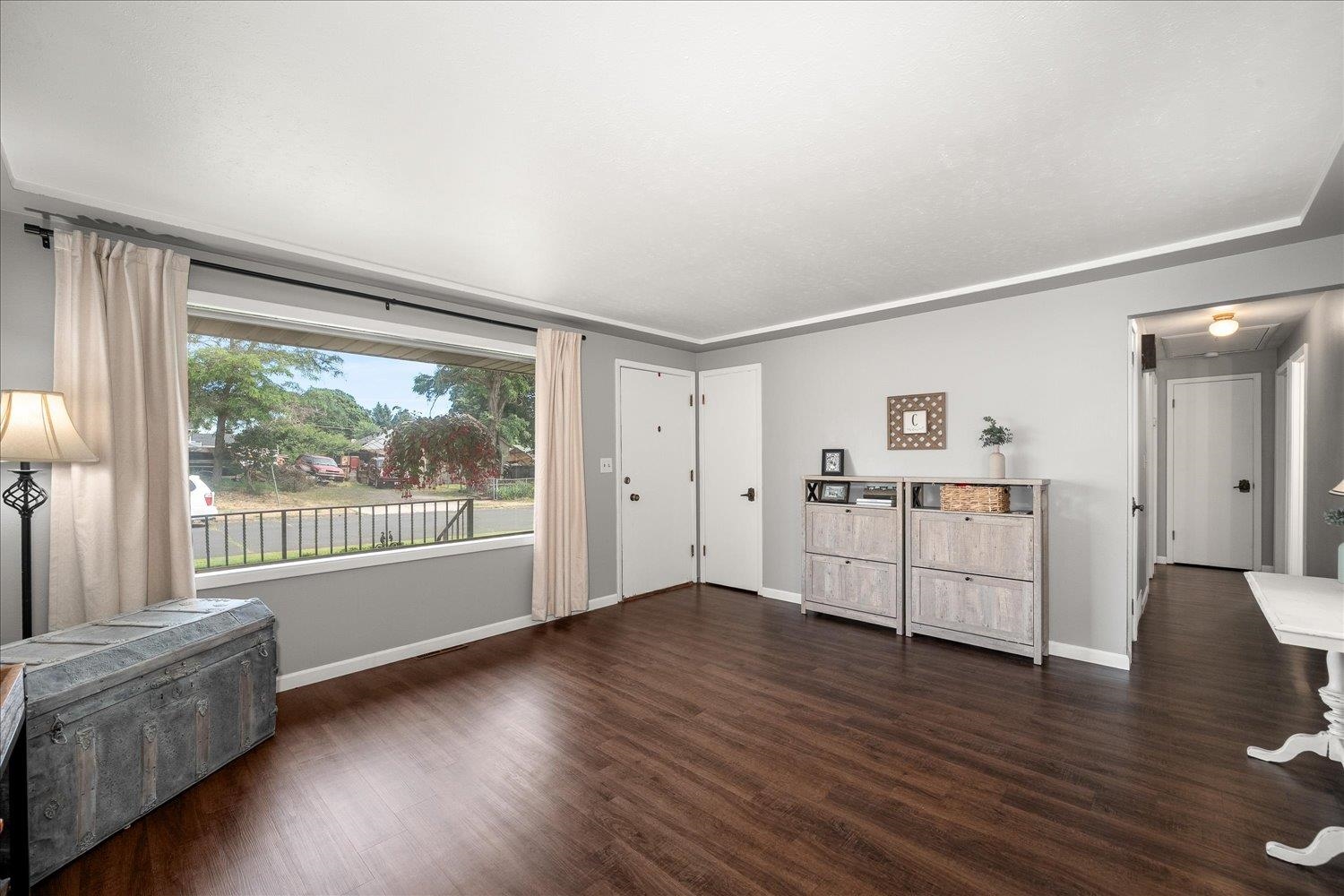 1408 E Joseph Ave - Photo 3