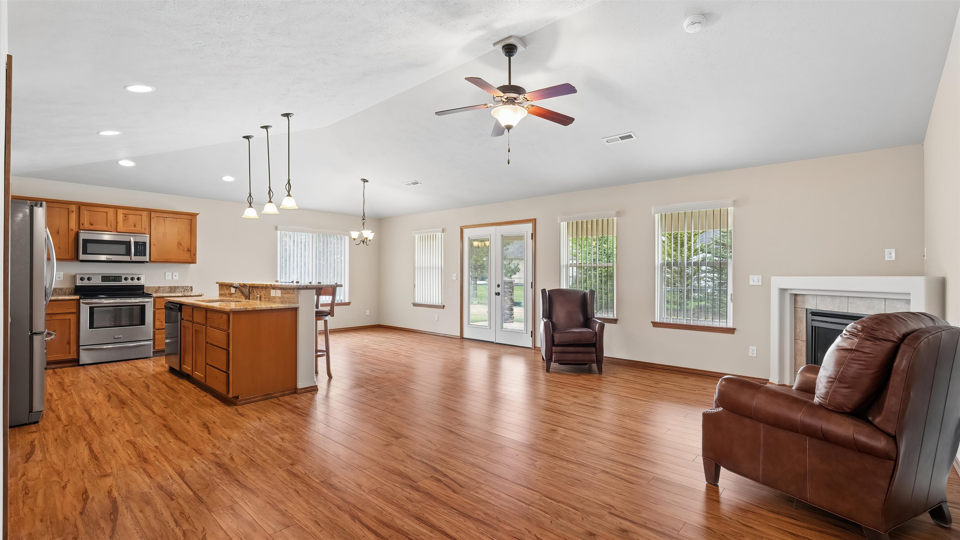 1315 E Cascade Ct - Photo 7