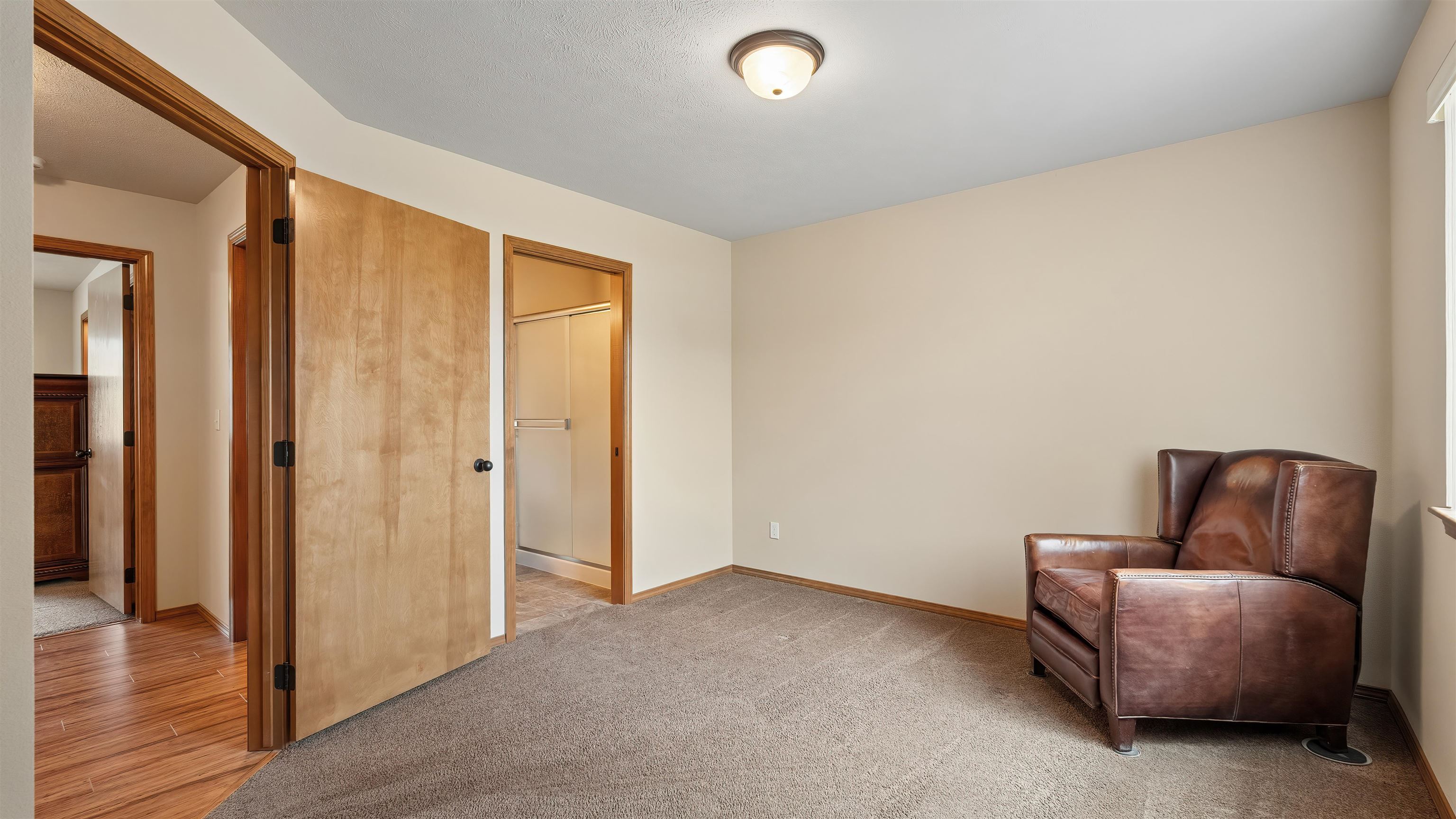 1315 E Cascade Ct - Photo 17