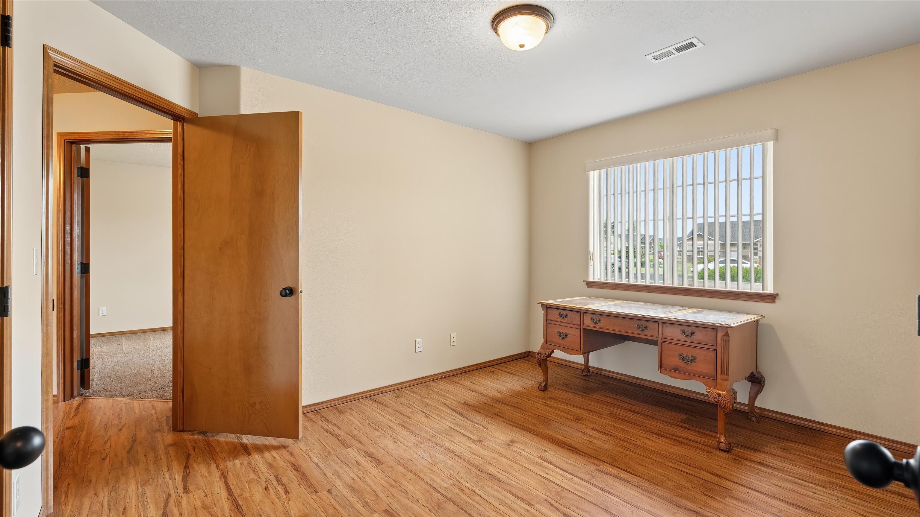 1315 E Cascade Ct - Photo 20